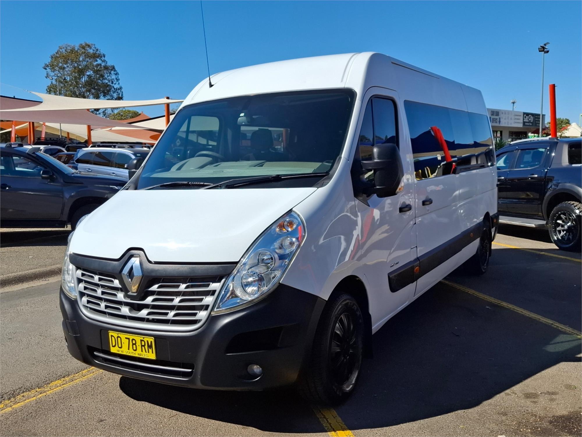 2017 RENAULT MASTER X62 MY17 LWB MID 6 SP AUTOMATED MANUAL BUS