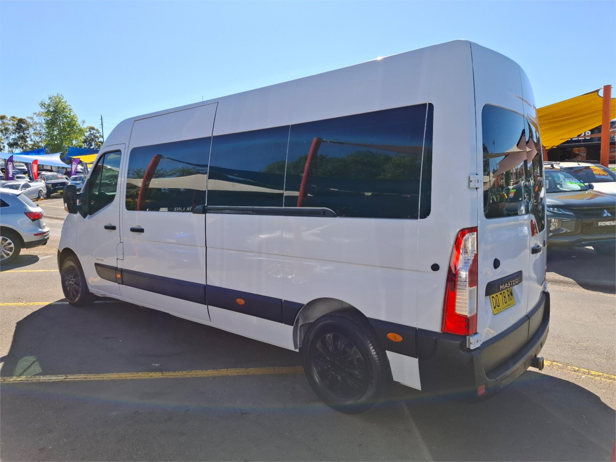 2017 RENAULT MASTER X62 MY17 LWB MID 6 SP AUTOMATED MANUAL BUS