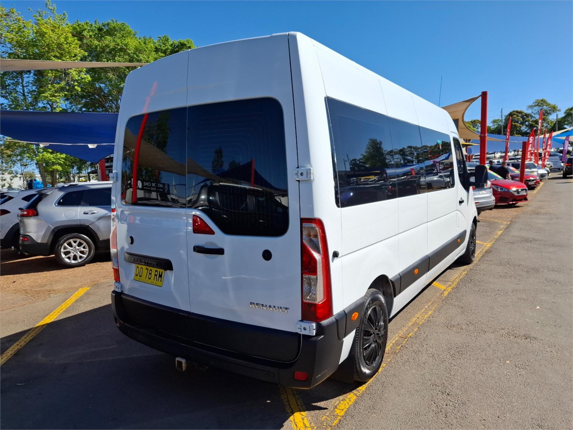 2017 RENAULT MASTER X62 MY17 LWB MID 6 SP AUTOMATED MANUAL BUS