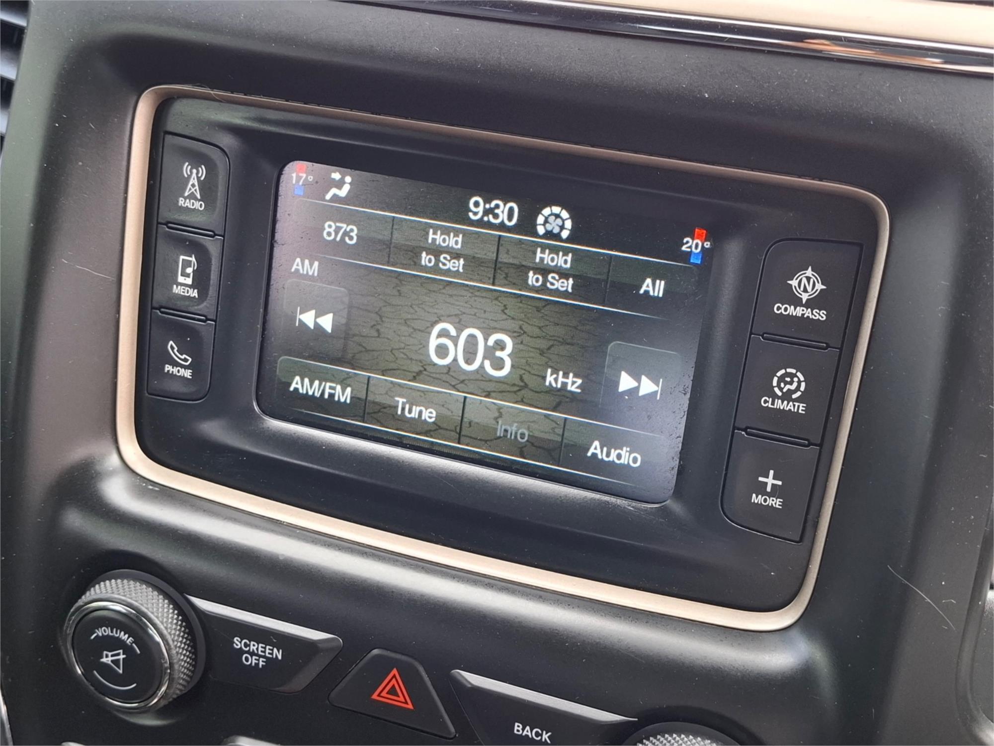 2015 JEEP GRAND CHEROKEE WK MY15 LAREDO (4x2) 8 SP AUTOMATIC 4D WAGON