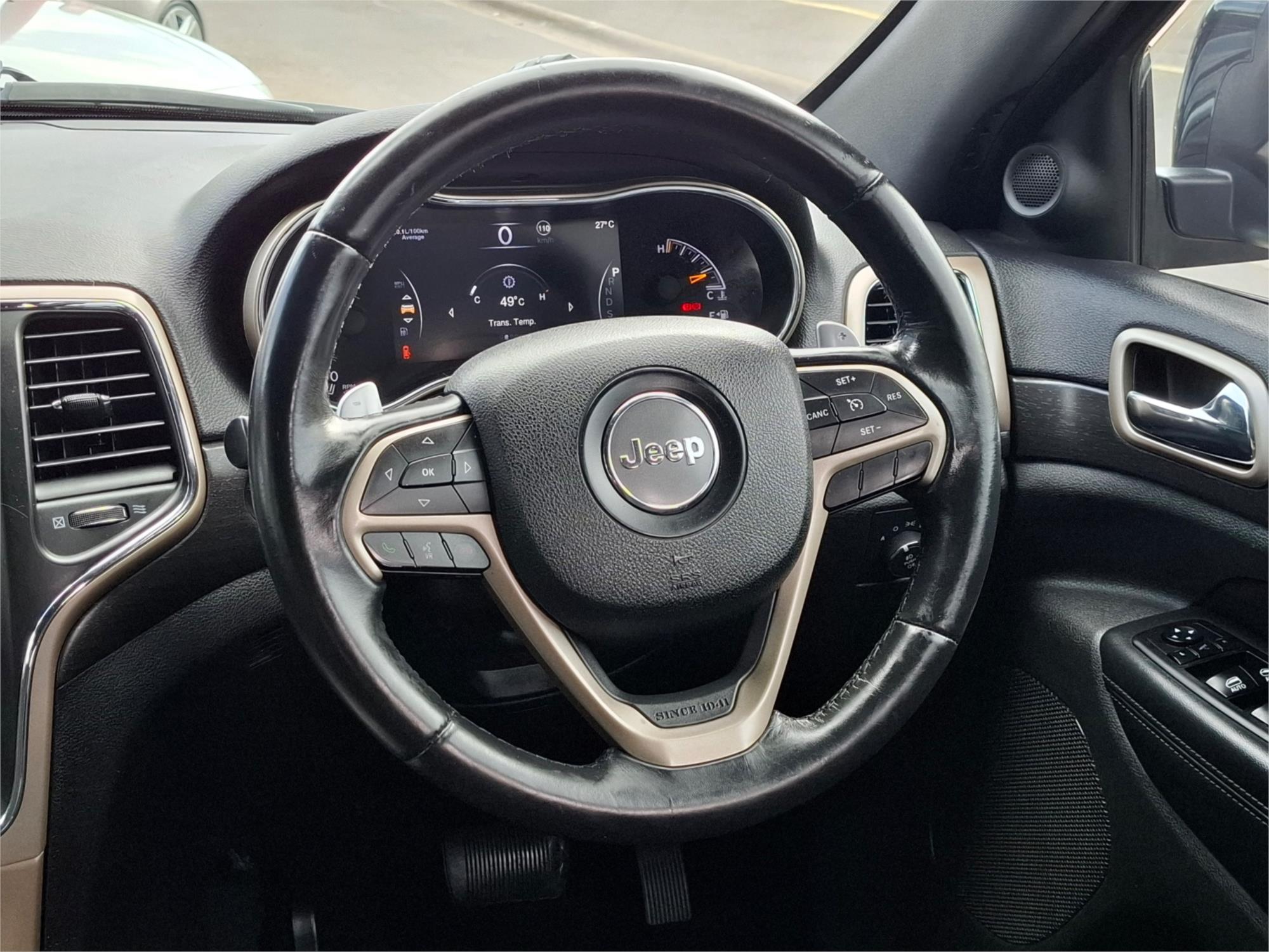 2015 JEEP GRAND CHEROKEE WK MY15 LAREDO (4x2) 8 SP AUTOMATIC 4D WAGON