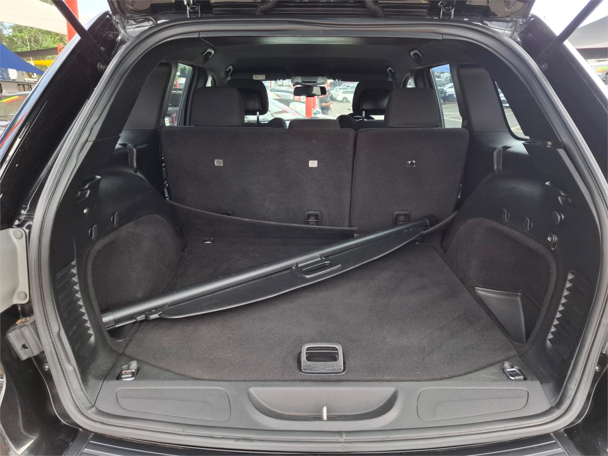 2015 JEEP GRAND CHEROKEE WK MY15 LAREDO (4x2) 8 SP AUTOMATIC 4D WAGON