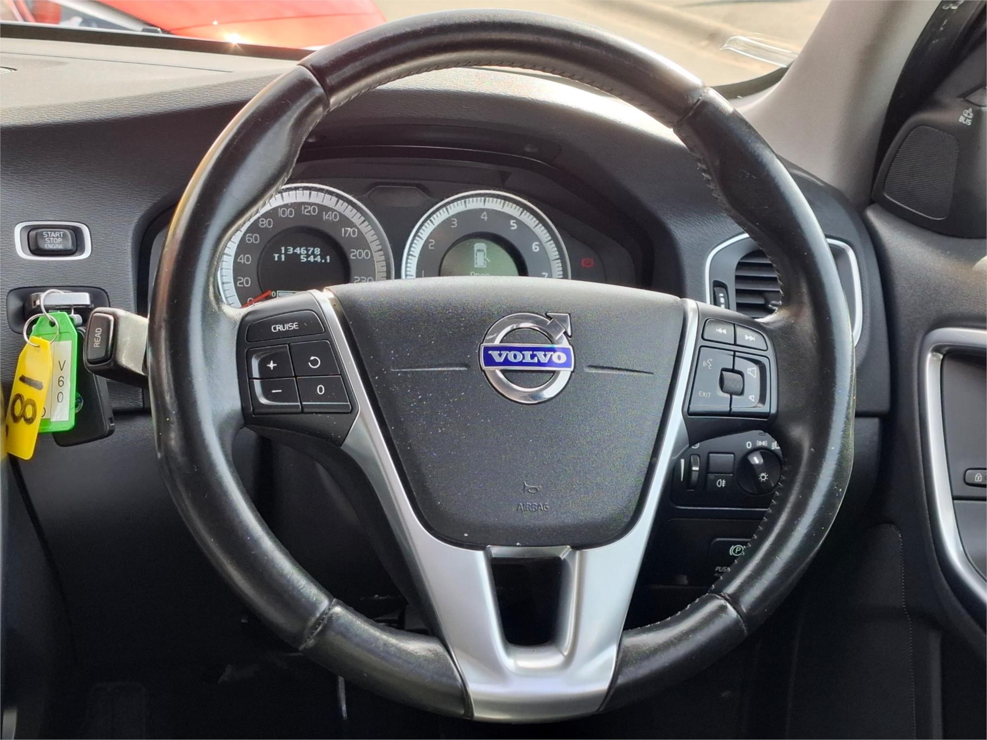 2012 VOLVO V60 F MY12 T5 6 SP AUTOMATIC 4D WAGON