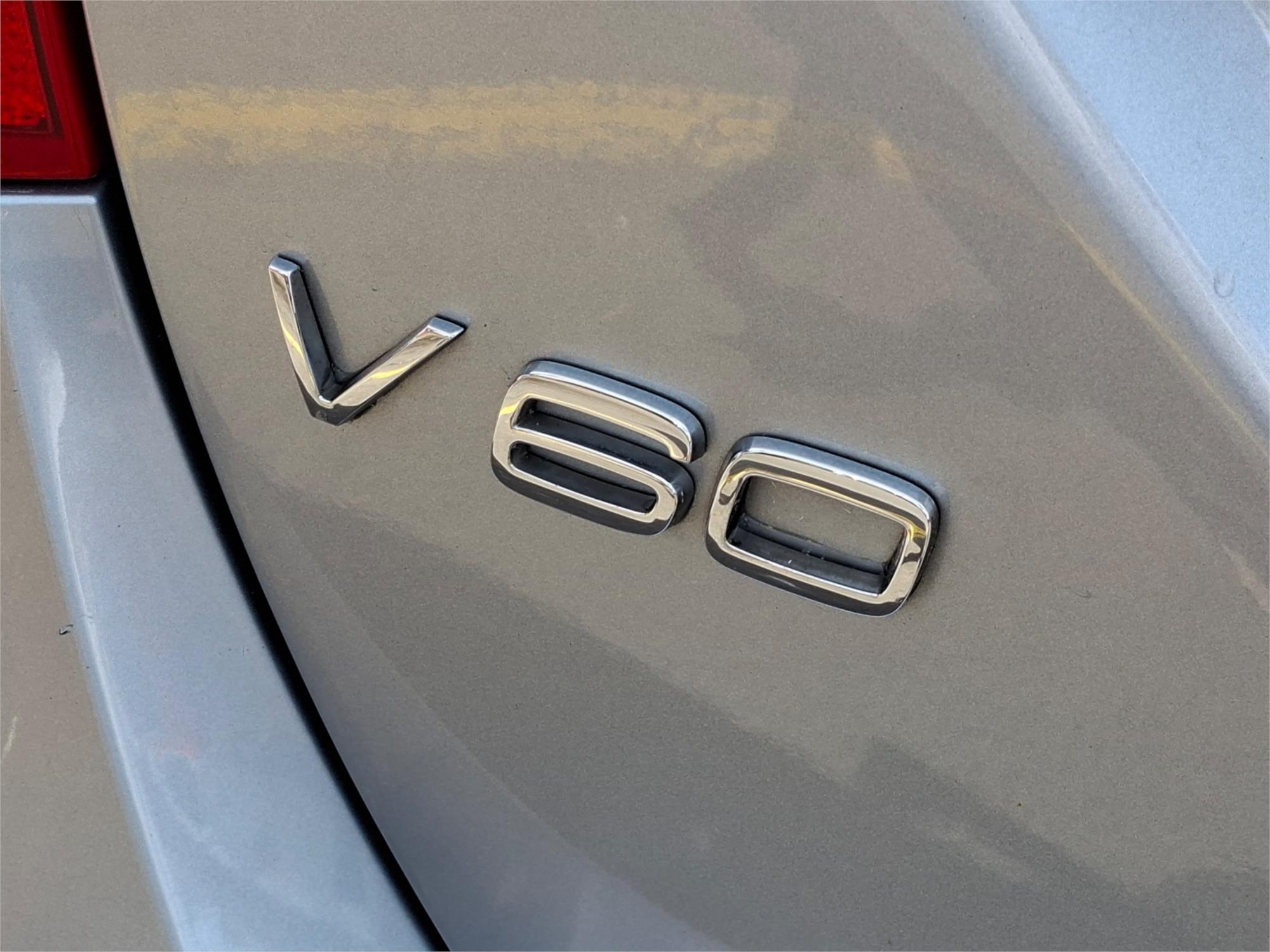 2012 VOLVO V60 F MY12 T5 6 SP AUTOMATIC 4D WAGON
