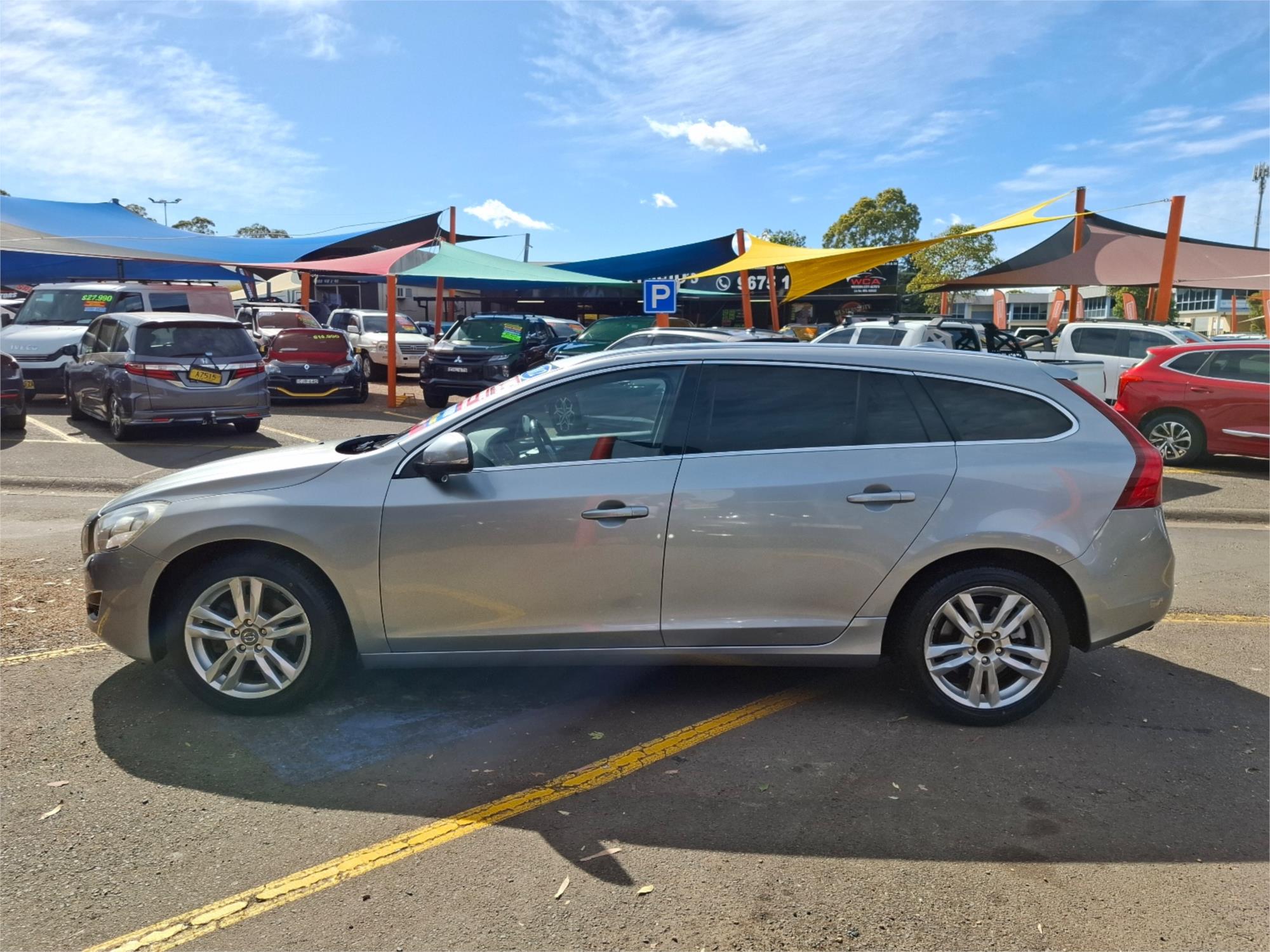 2012 VOLVO V60 F MY12 T5 6 SP AUTOMATIC 4D WAGON