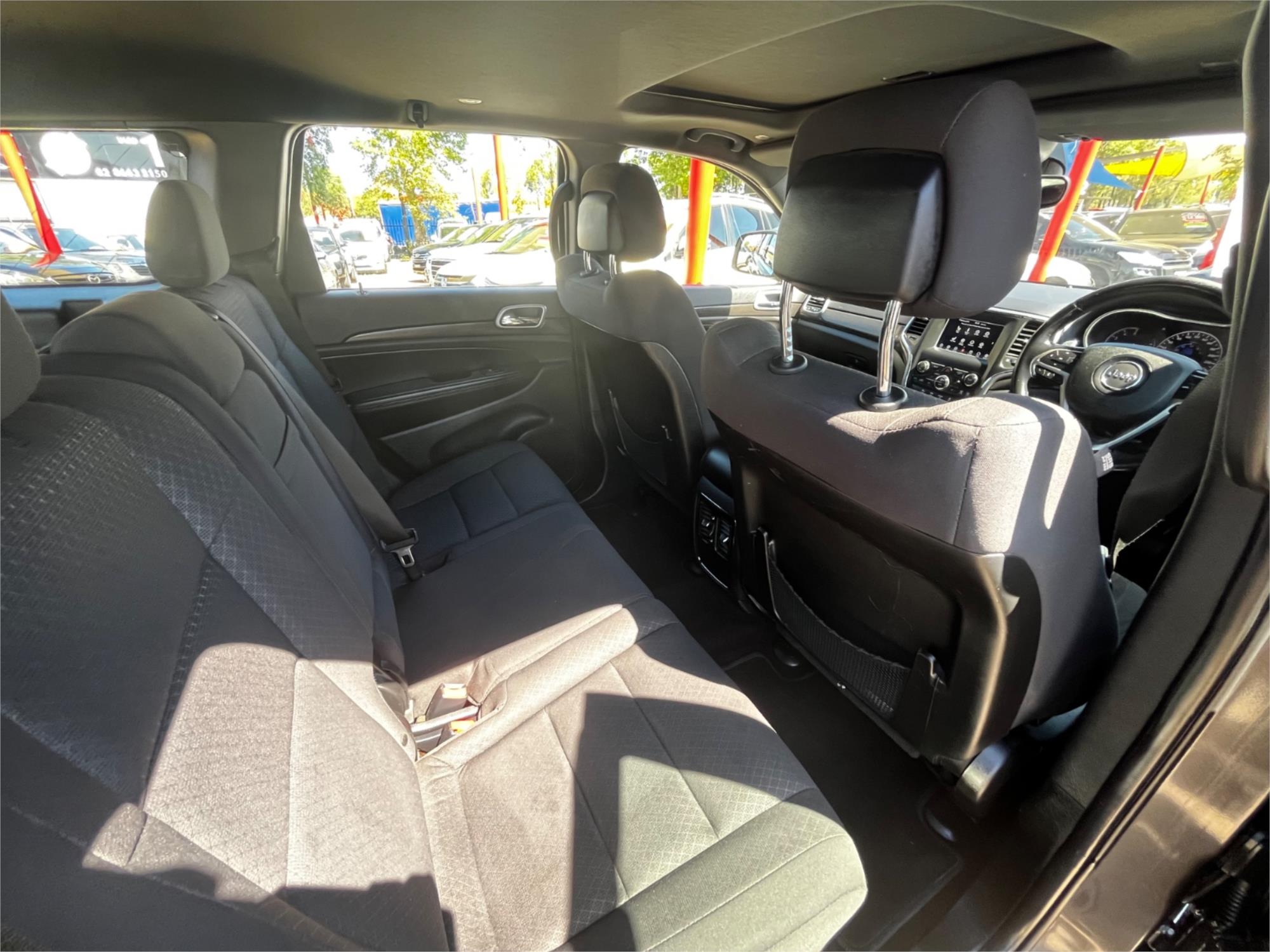 2019 JEEP GRAND CHEROKEE WK MY18 LAREDO (4x2) 8 SP AUTOMATIC 4D WAGON