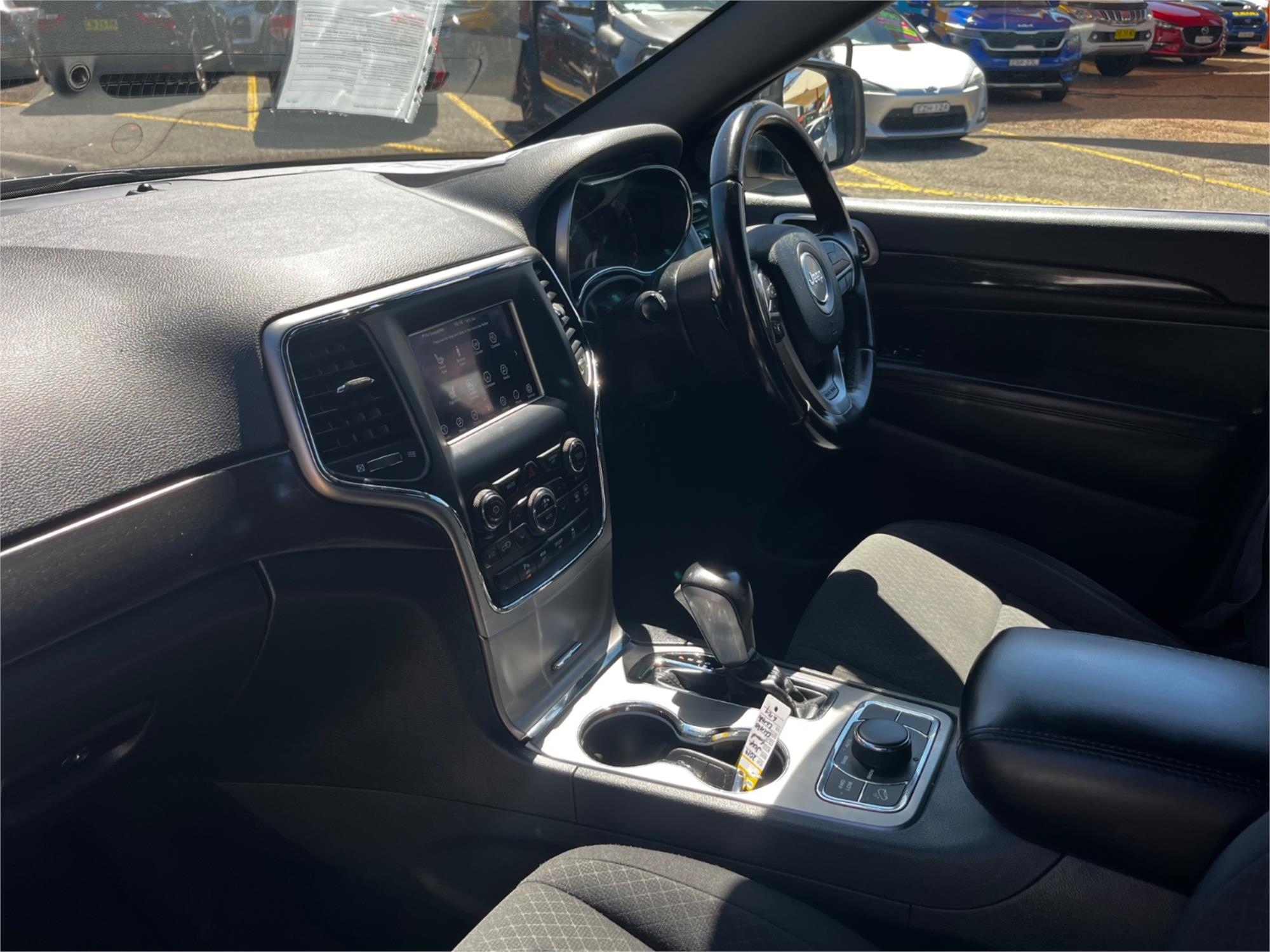 2019 JEEP GRAND CHEROKEE WK MY18 LAREDO (4x2) 8 SP AUTOMATIC 4D WAGON