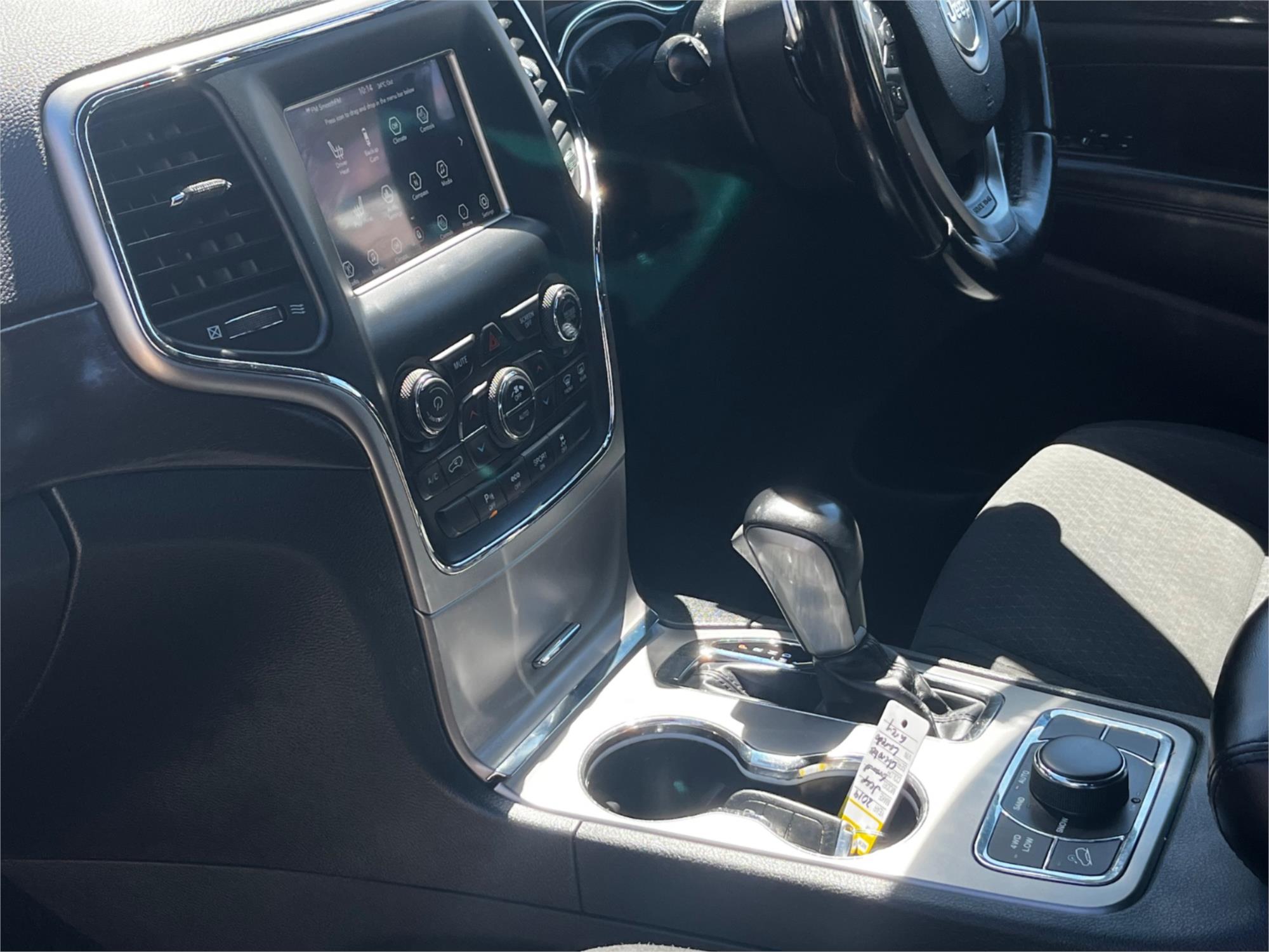 2019 JEEP GRAND CHEROKEE WK MY18 LAREDO (4x2) 8 SP AUTOMATIC 4D WAGON