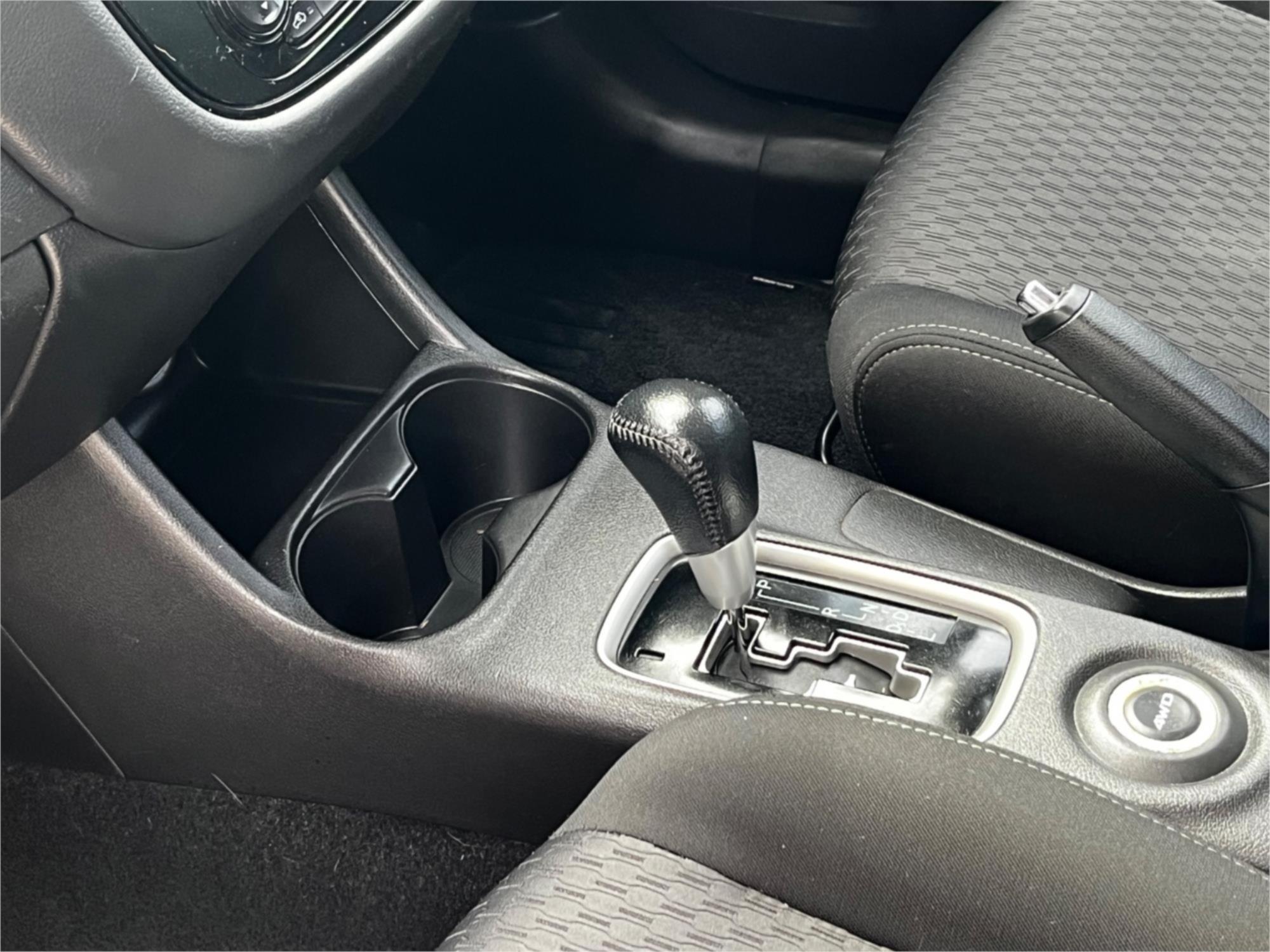 2014 MITSUBISHI OUTLANDER ZJ MY14 ES (4x2) CONTINUOUS VARIABLE 4D WAGON
