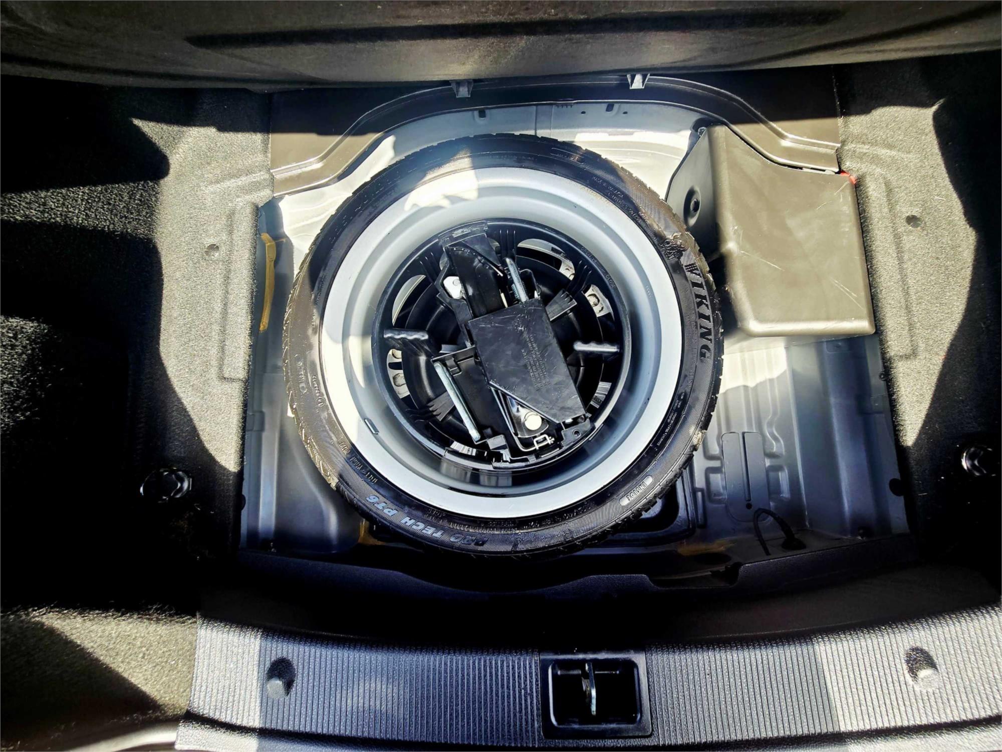 2012 MERCEDES-BENZ C200 W204 MY11 BE EDITION 30 7 SP AUTOMATIC G-TRONIC 4D SEDAN