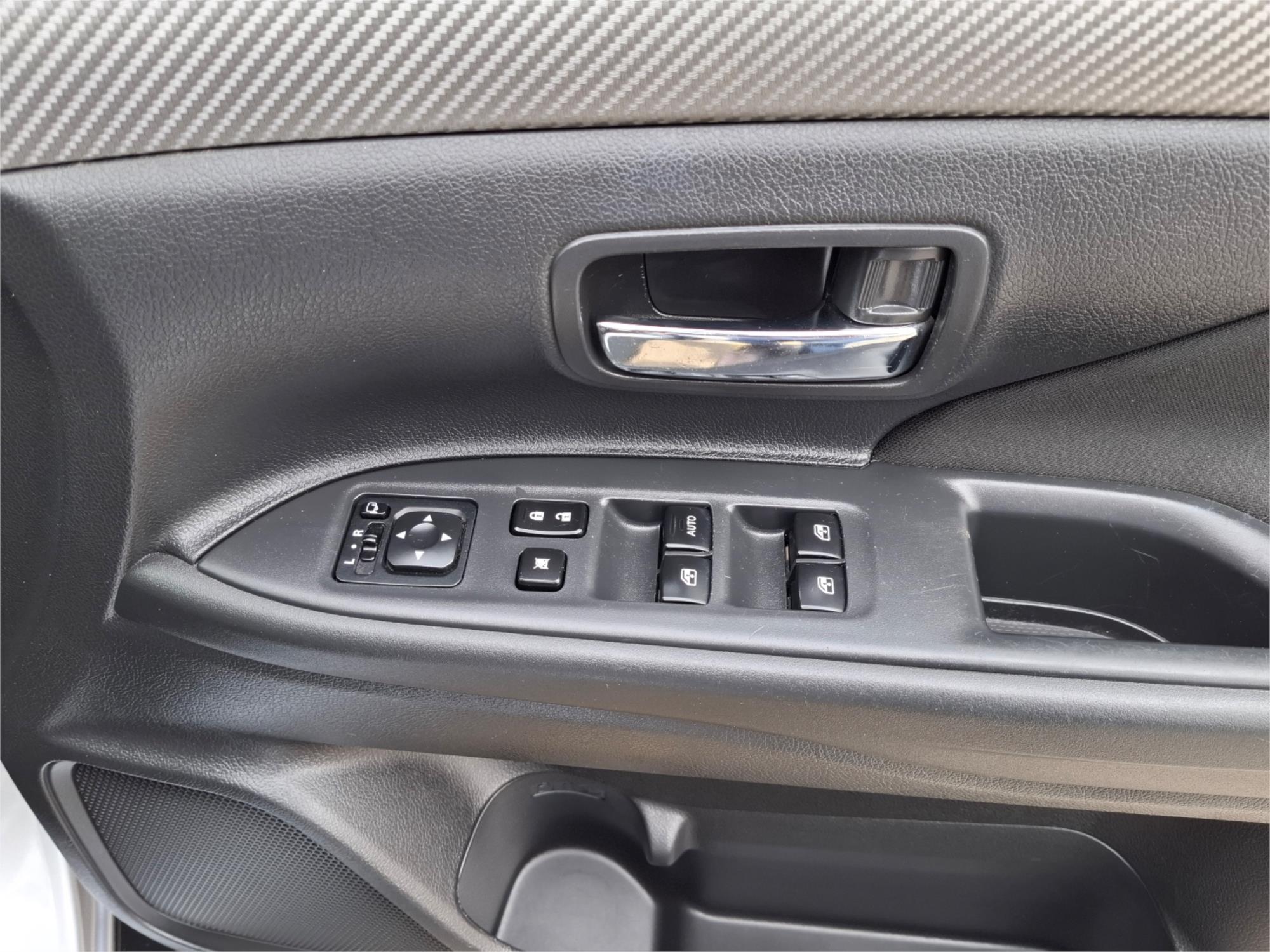 2017 MITSUBISHI OUTLANDER ZK MY17 LS (4x2) CONTINUOUS VARIABLE 4D WAGON