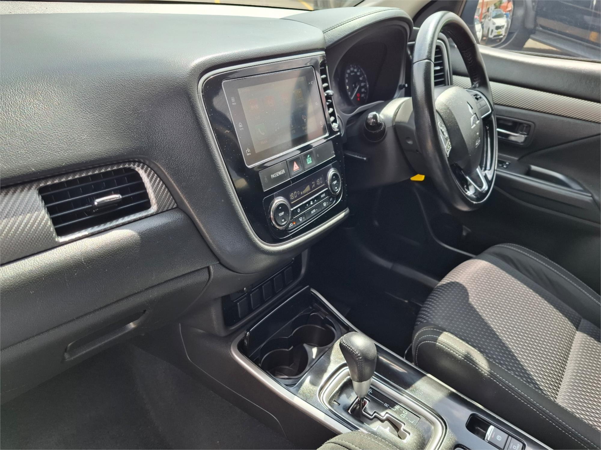 2017 MITSUBISHI OUTLANDER ZK MY17 LS (4x2) CONTINUOUS VARIABLE 4D WAGON
