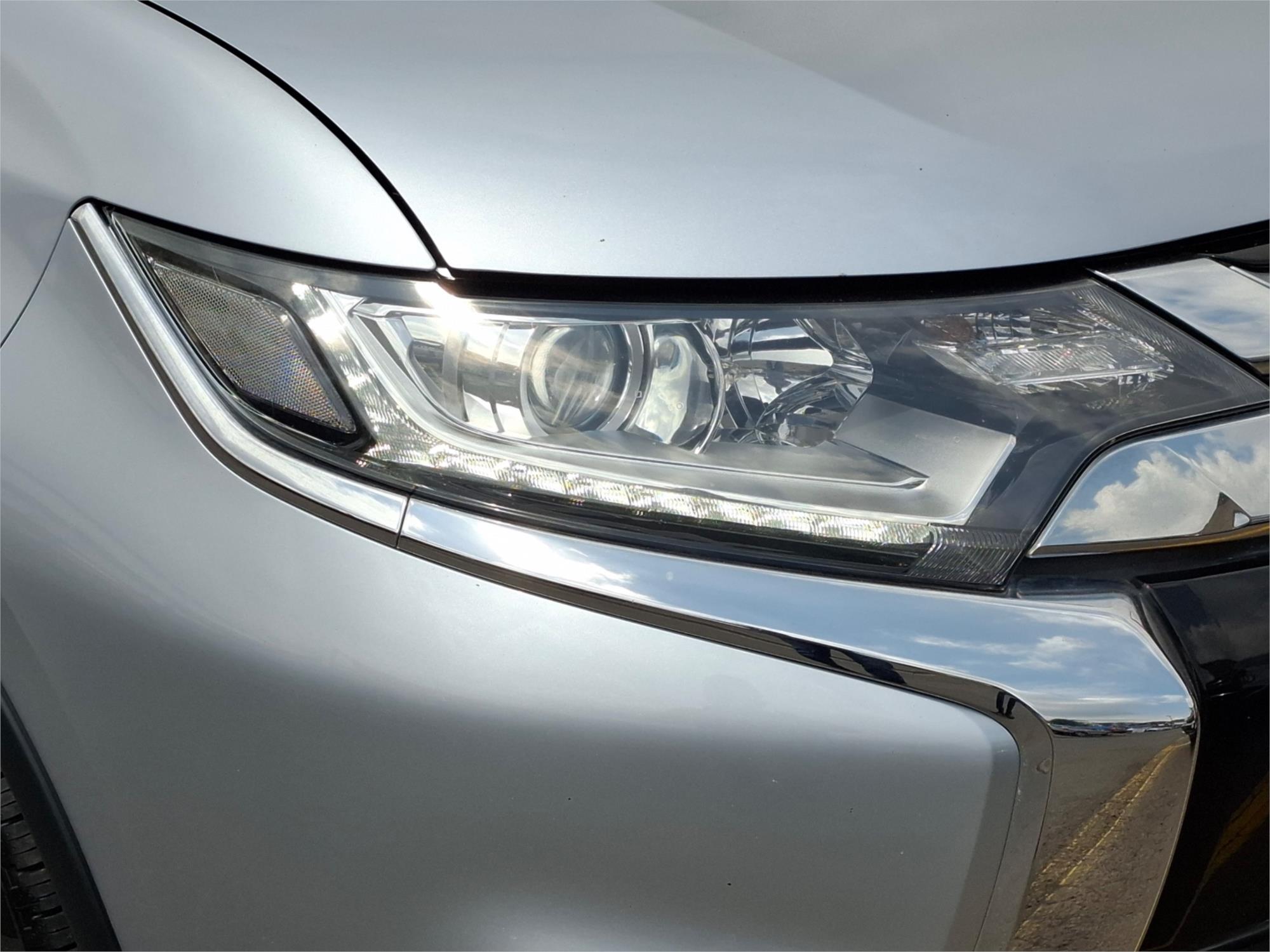 2017 MITSUBISHI OUTLANDER ZK MY17 LS (4x2) CONTINUOUS VARIABLE 4D WAGON