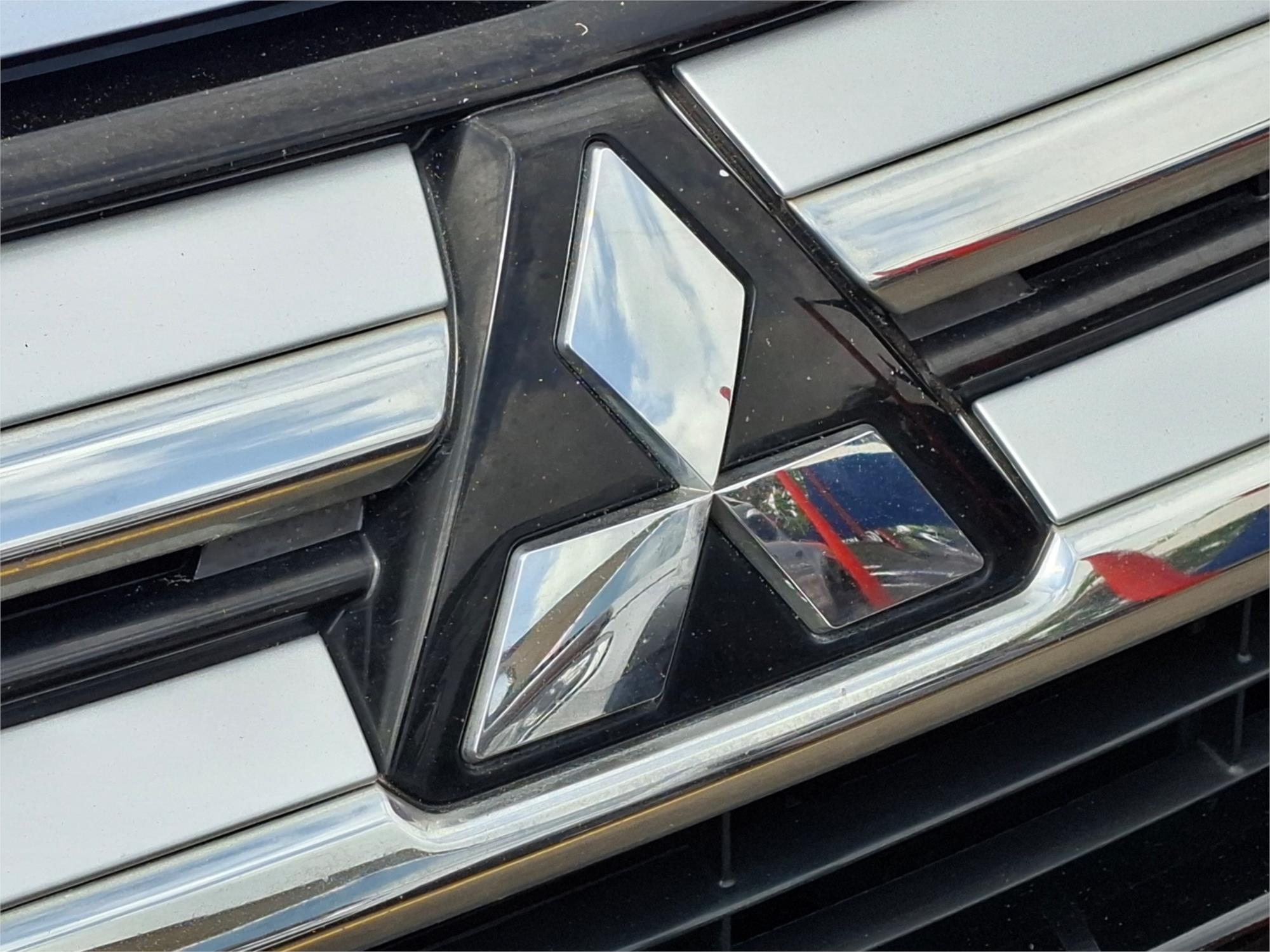 2017 MITSUBISHI OUTLANDER ZK MY17 LS (4x2) CONTINUOUS VARIABLE 4D WAGON