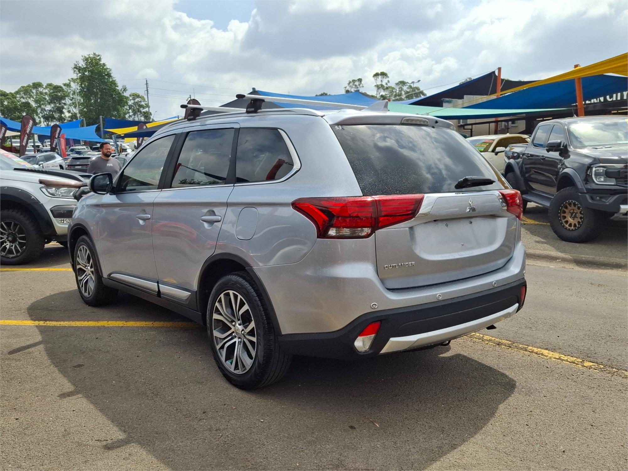 2017 MITSUBISHI OUTLANDER ZK MY17 LS (4x2) CONTINUOUS VARIABLE 4D WAGON