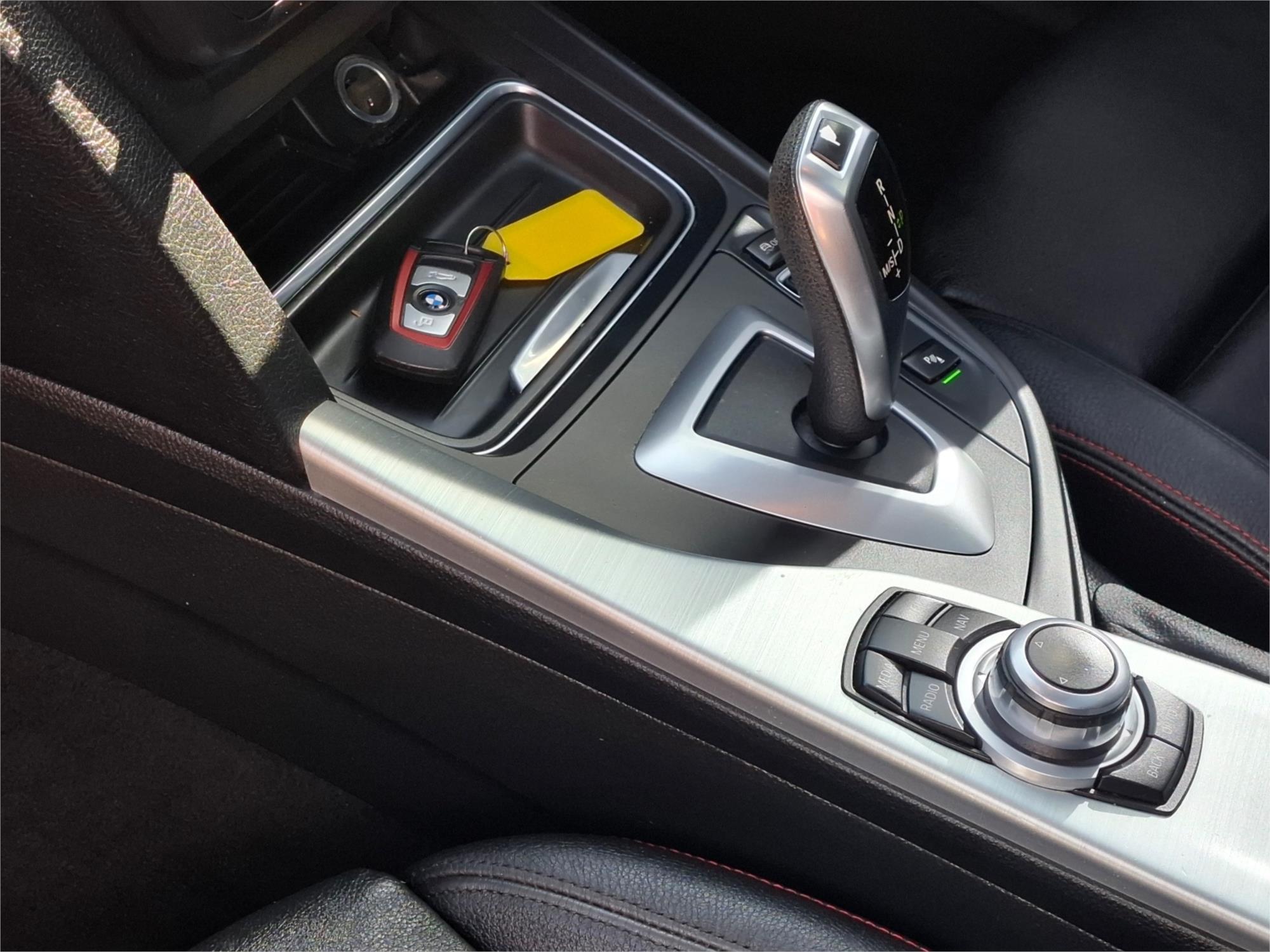 2013 BMW 3 F30 MY14 16i 8 SP AUTOMATIC 4D SEDAN