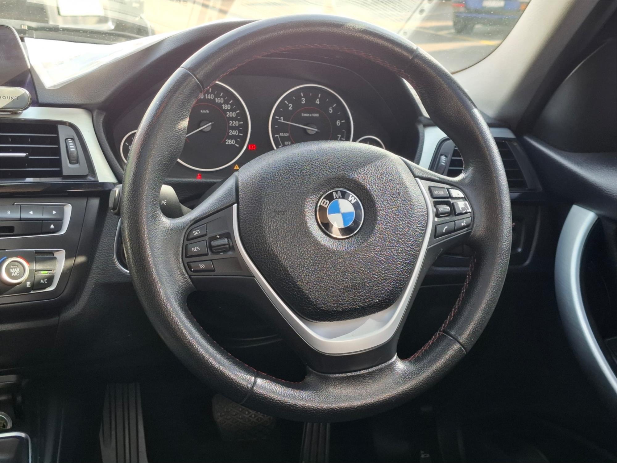 2013 BMW 3 F30 MY14 16i 8 SP AUTOMATIC 4D SEDAN