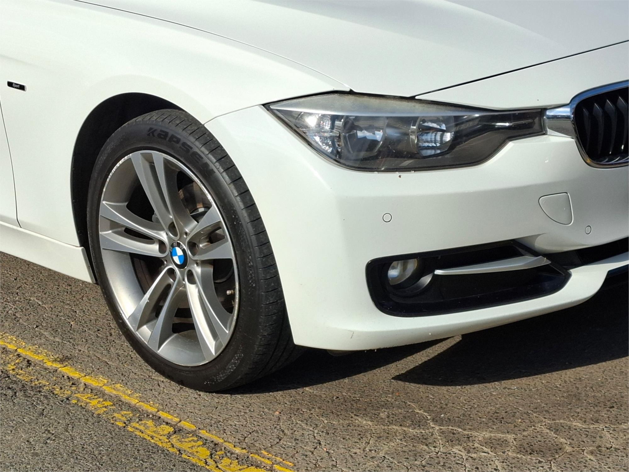 2013 BMW 3 F30 MY14 16i 8 SP AUTOMATIC 4D SEDAN