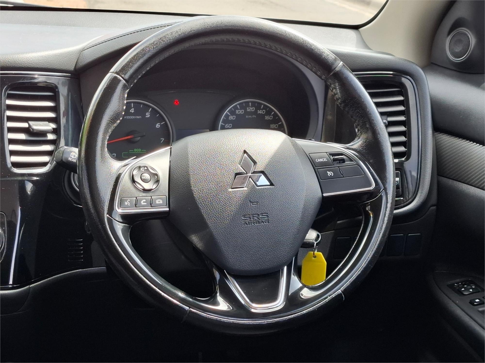 2015 MITSUBISHI OUTLANDER ZK MY16 LS (4x2) 5 SP MANUAL 4D WAGON