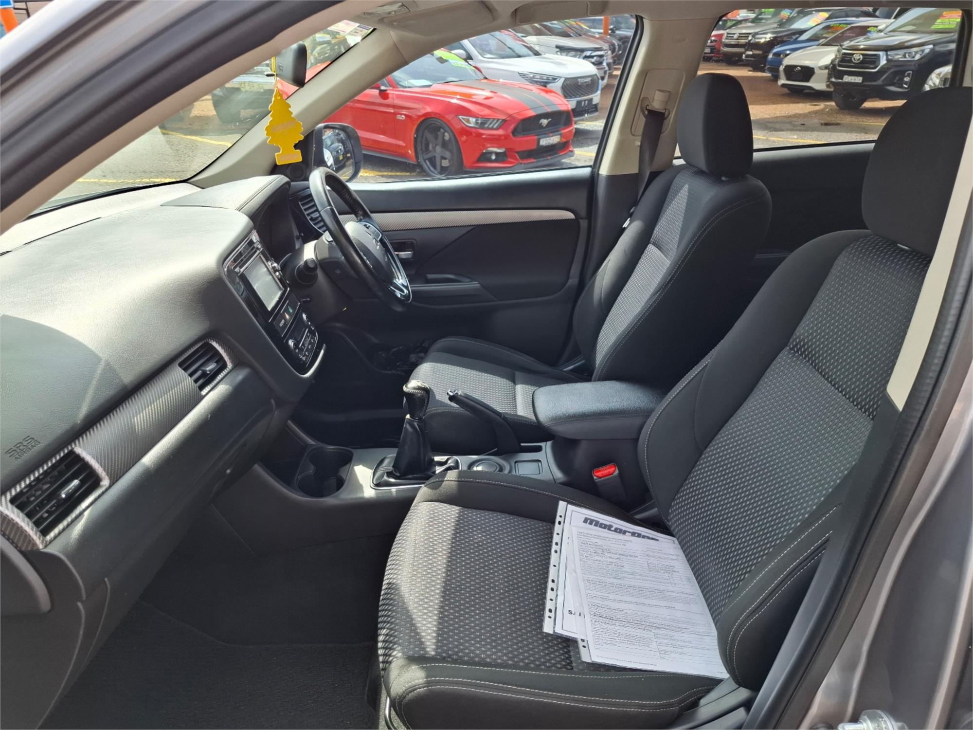2015 MITSUBISHI OUTLANDER ZK MY16 LS (4x2) 5 SP MANUAL 4D WAGON