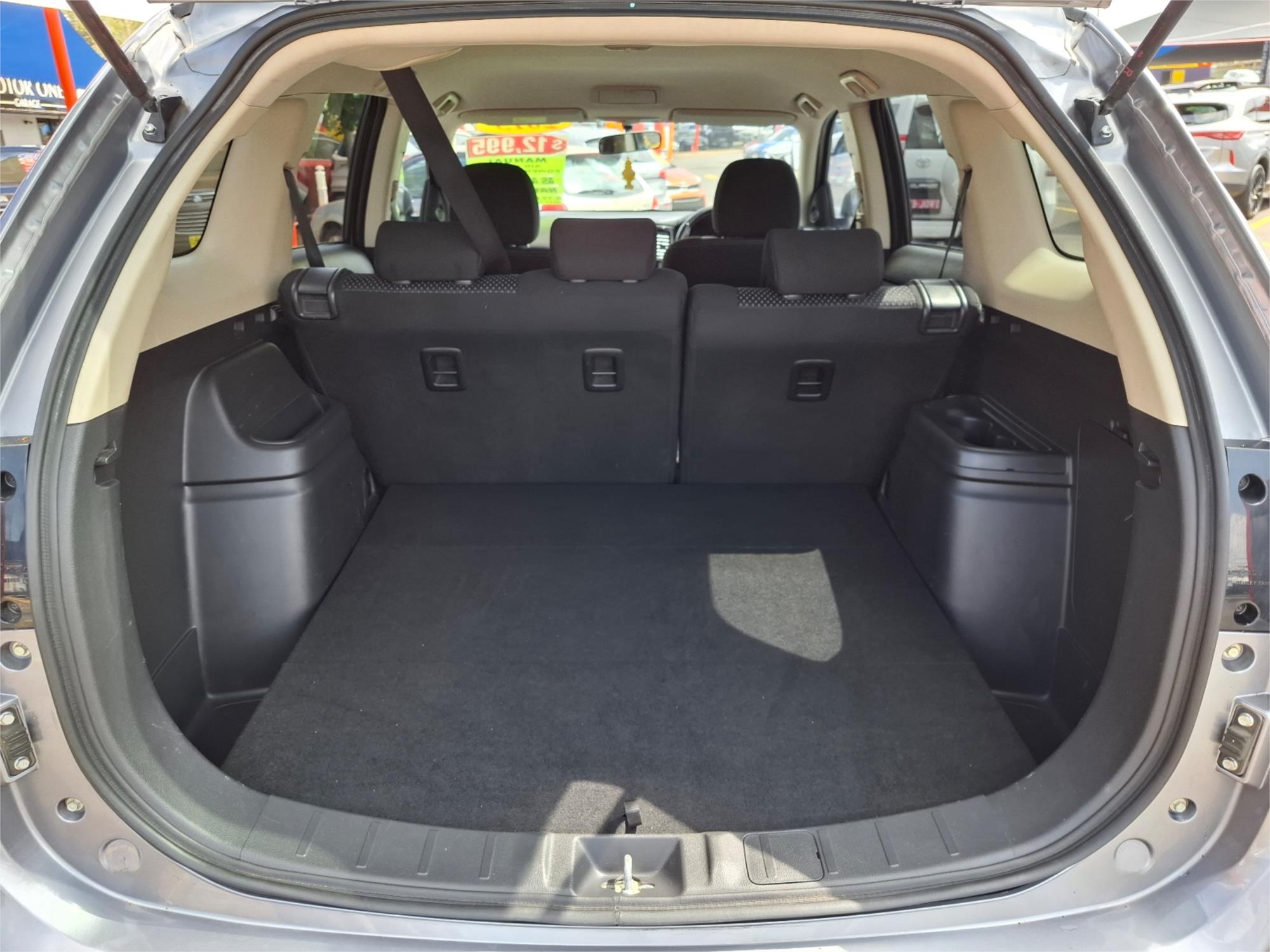 2015 MITSUBISHI OUTLANDER ZK MY16 LS (4x2) 5 SP MANUAL 4D WAGON