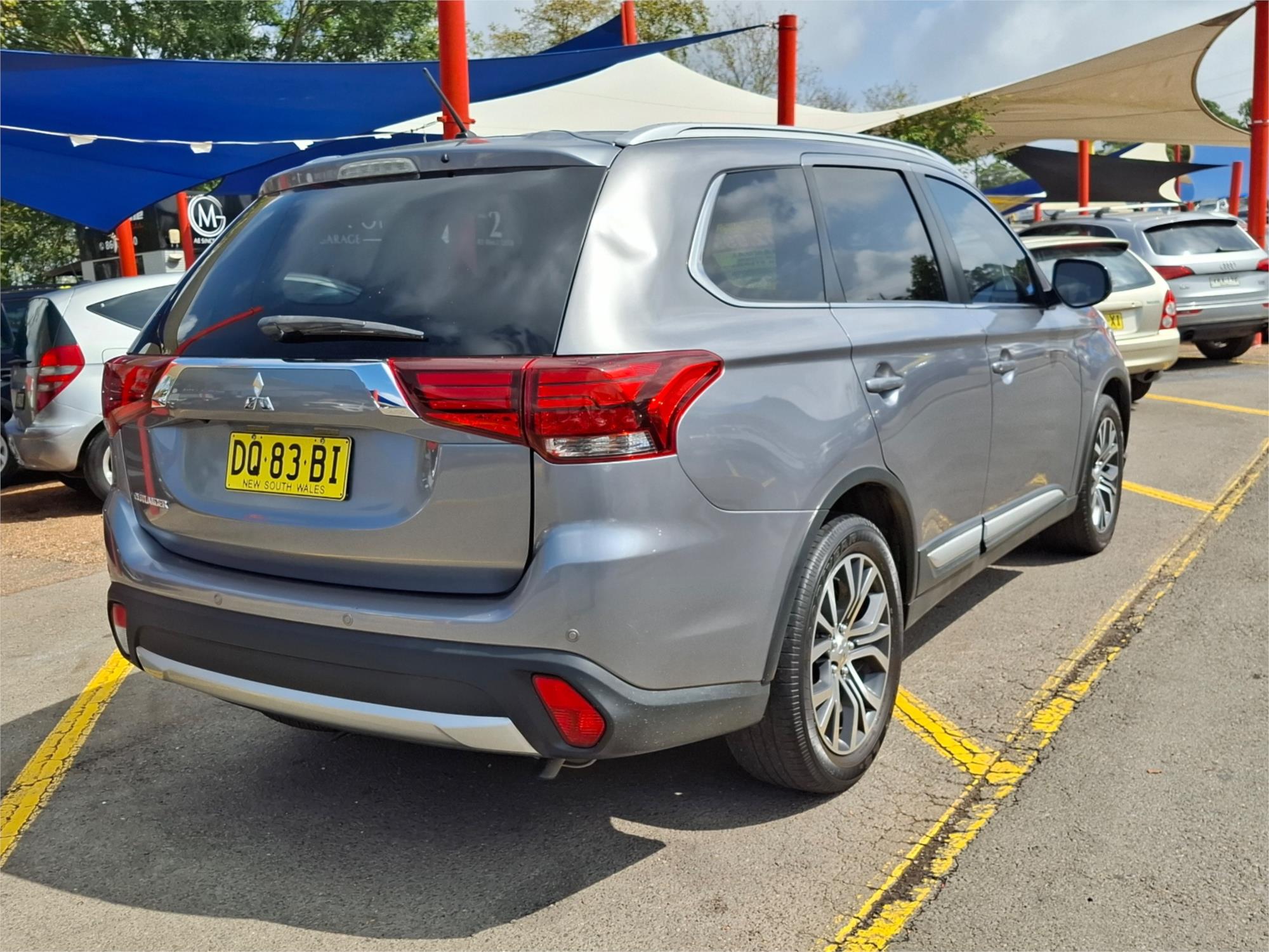2015 MITSUBISHI OUTLANDER ZK MY16 LS (4x2) 5 SP MANUAL 4D WAGON