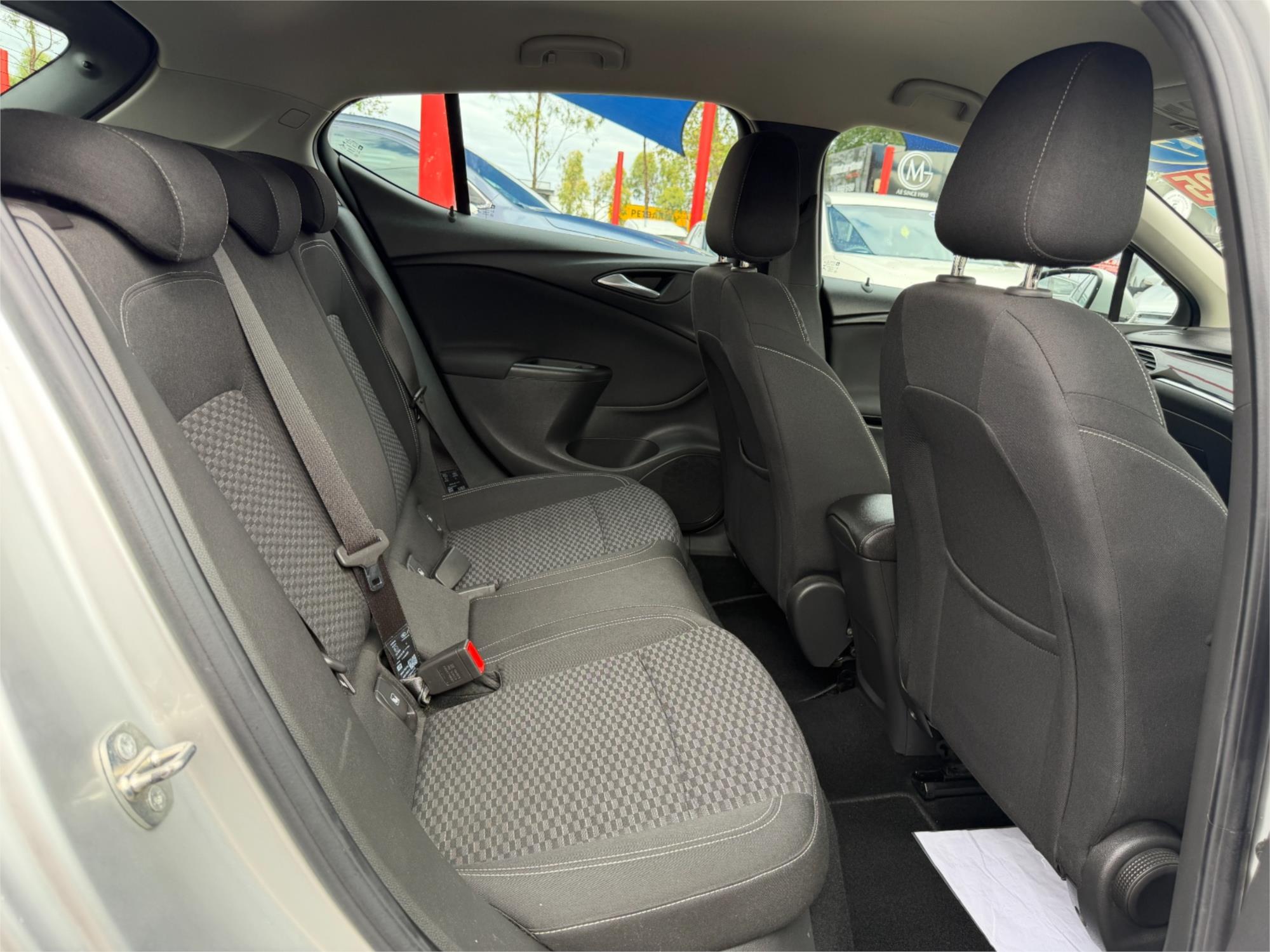 2016 HOLDEN ASTRA BK MY17 RS 6 SP AUTOMATIC 5D HATCHBACK