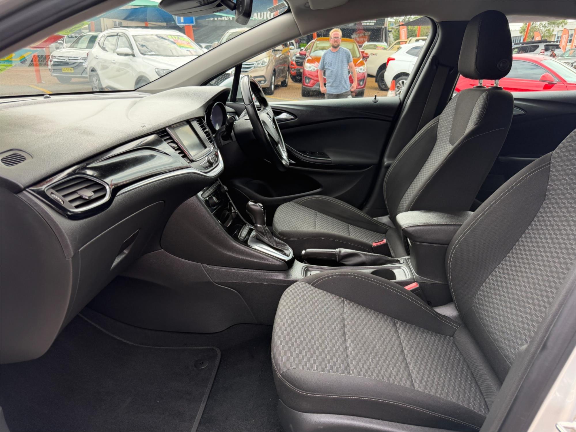 2016 HOLDEN ASTRA BK MY17 RS 6 SP AUTOMATIC 5D HATCHBACK
