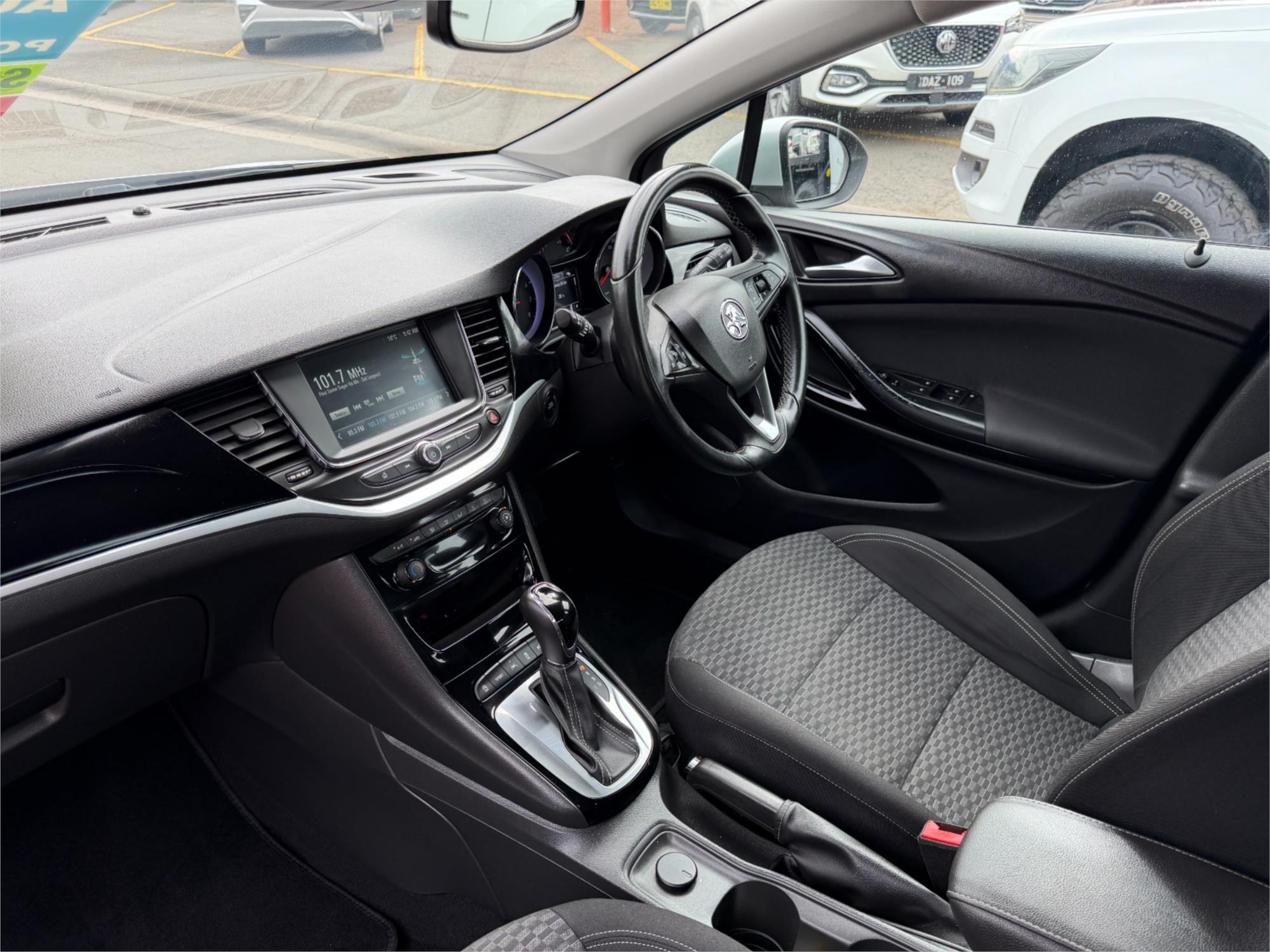 2016 HOLDEN ASTRA BK MY17 RS 6 SP AUTOMATIC 5D HATCHBACK