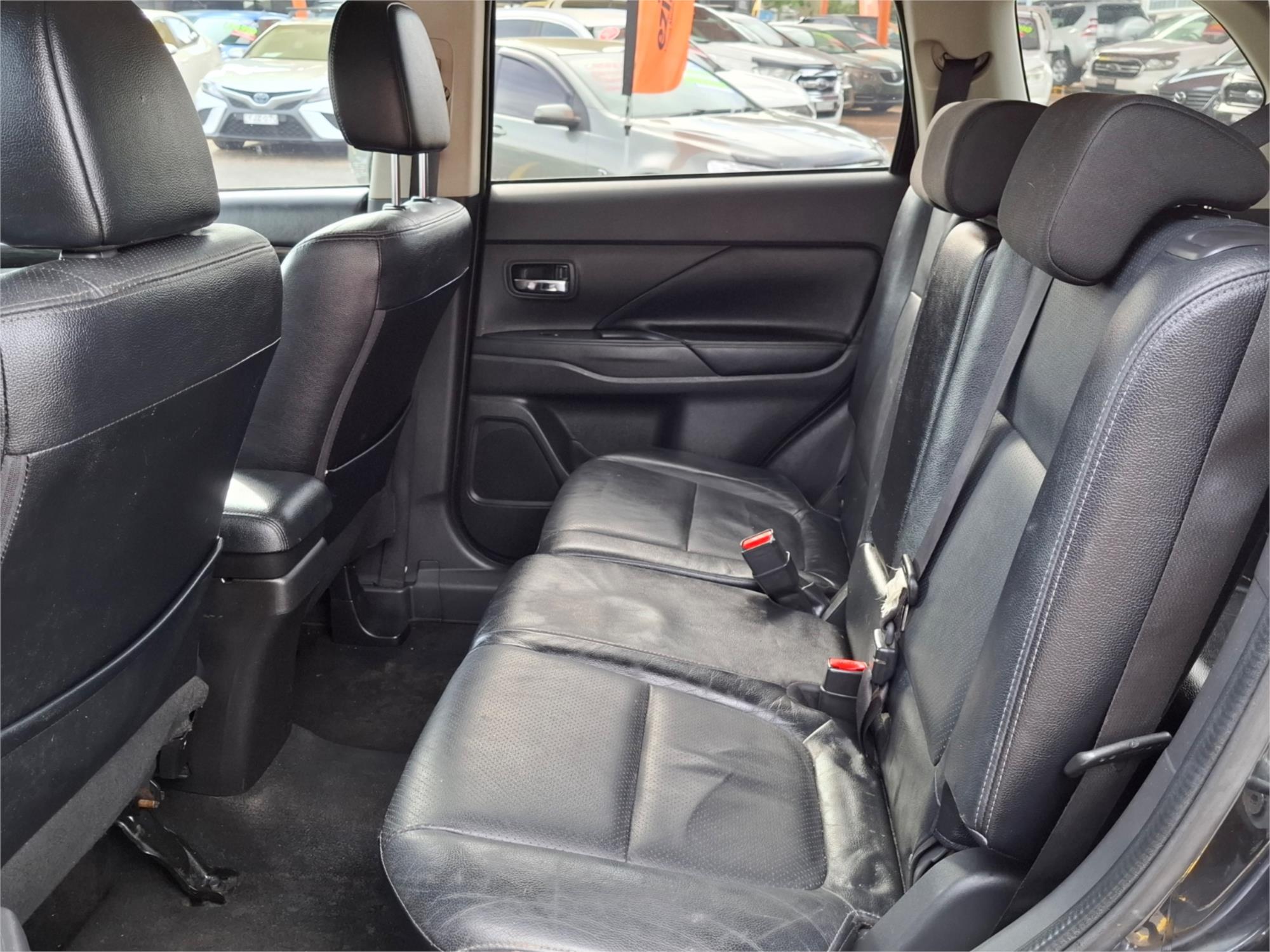 2017 MITSUBISHI OUTLANDER ZK MY17 EXCEED PHEV 1 SP AUTOMATIC 4D WAGON