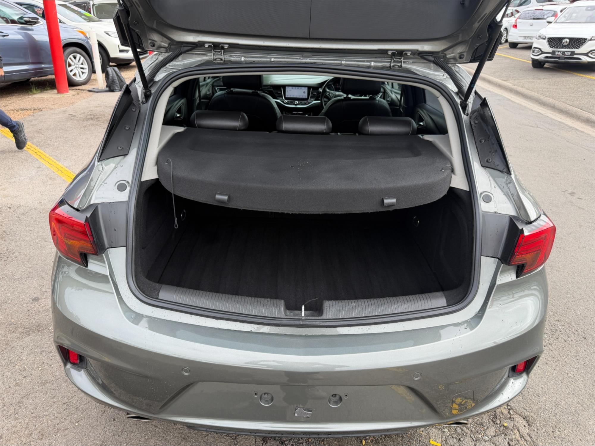 2017 HOLDEN ASTRA BK MY17 RS-V 6 SP AUTOMATIC 5D HATCHBACK