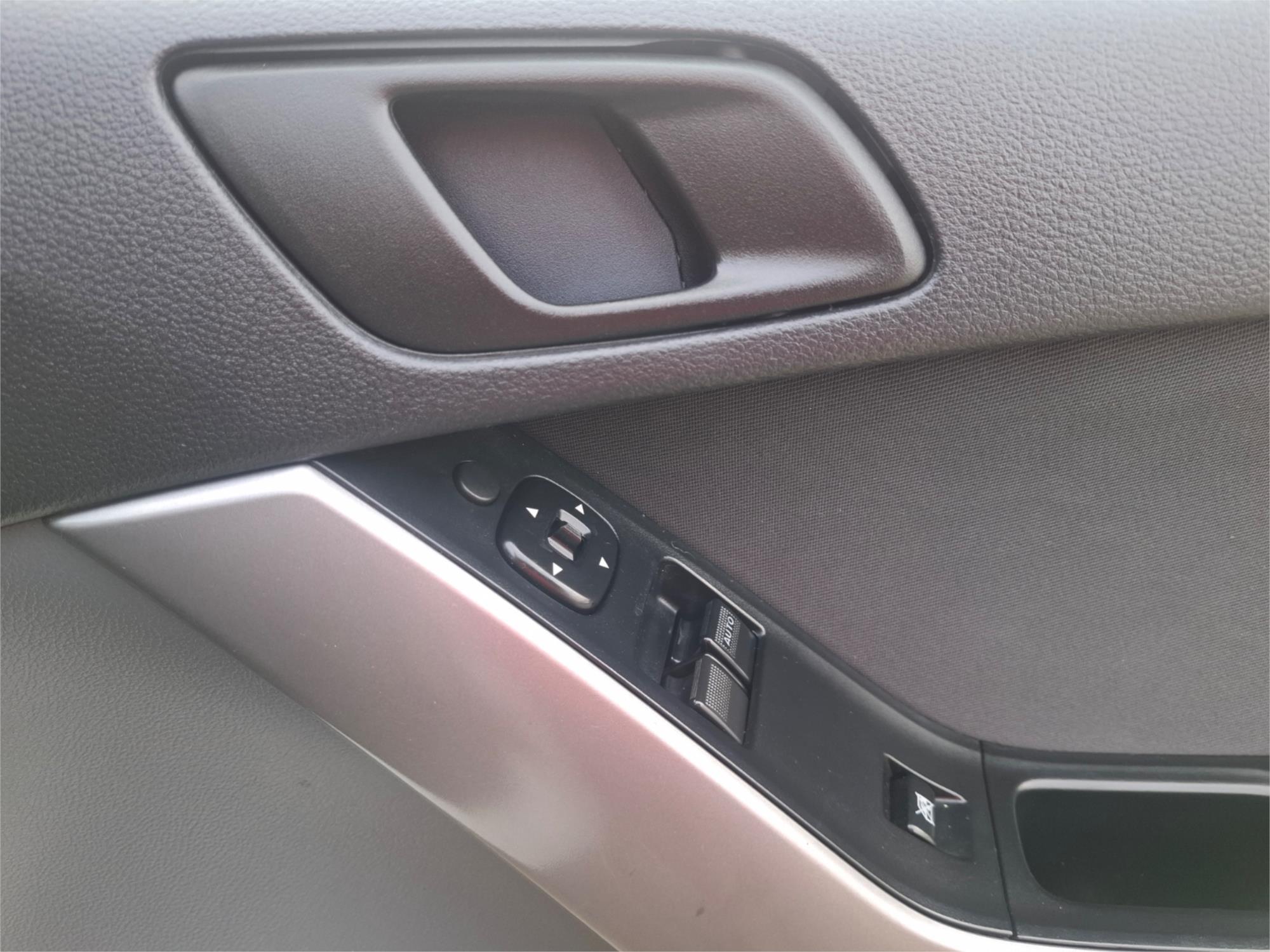 2019 MAZDA BT-50 XT (4x2) (5YR) 6 SP MANUAL C/CHAS