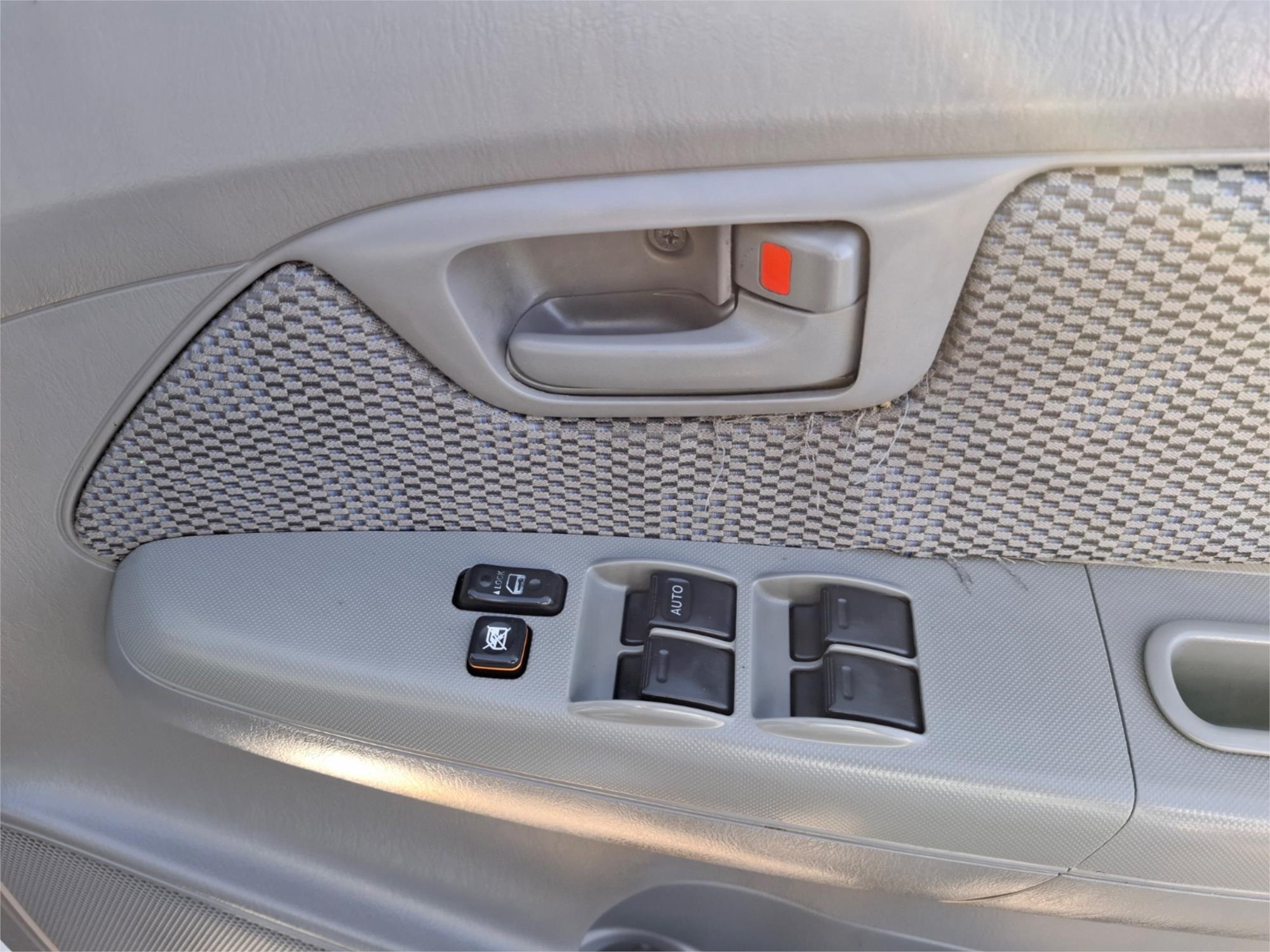 2007 TOYOTA HILUX KUN26R SR AUTOMATIC UTILITY