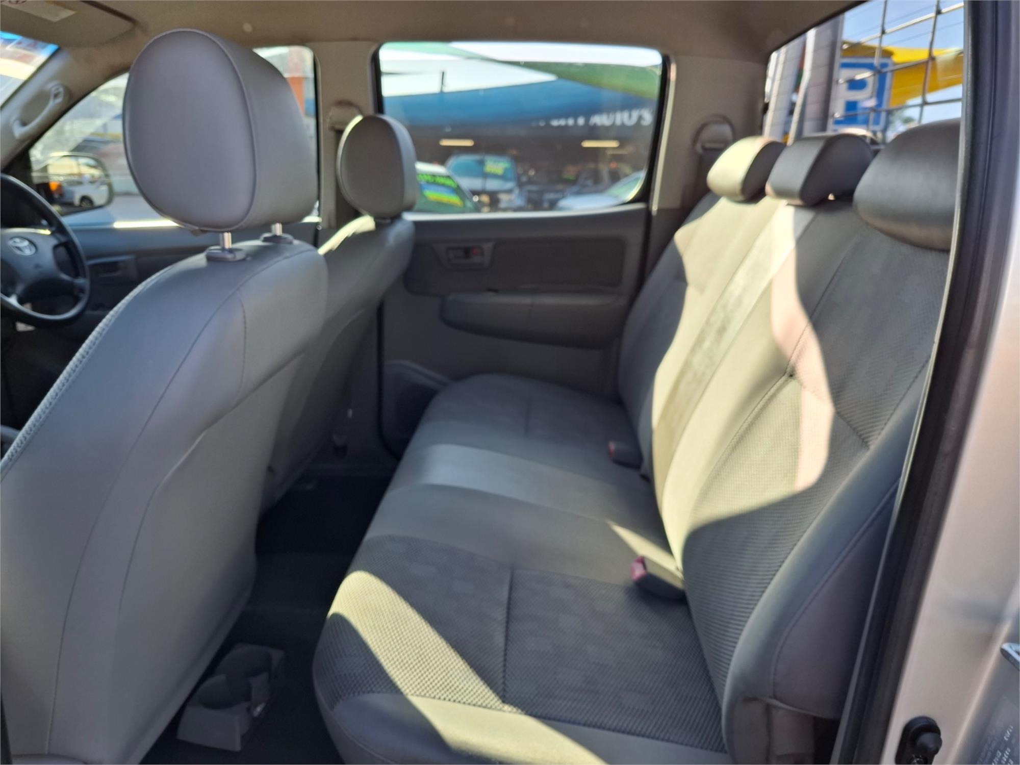 2007 TOYOTA HILUX KUN26R SR AUTOMATIC UTILITY