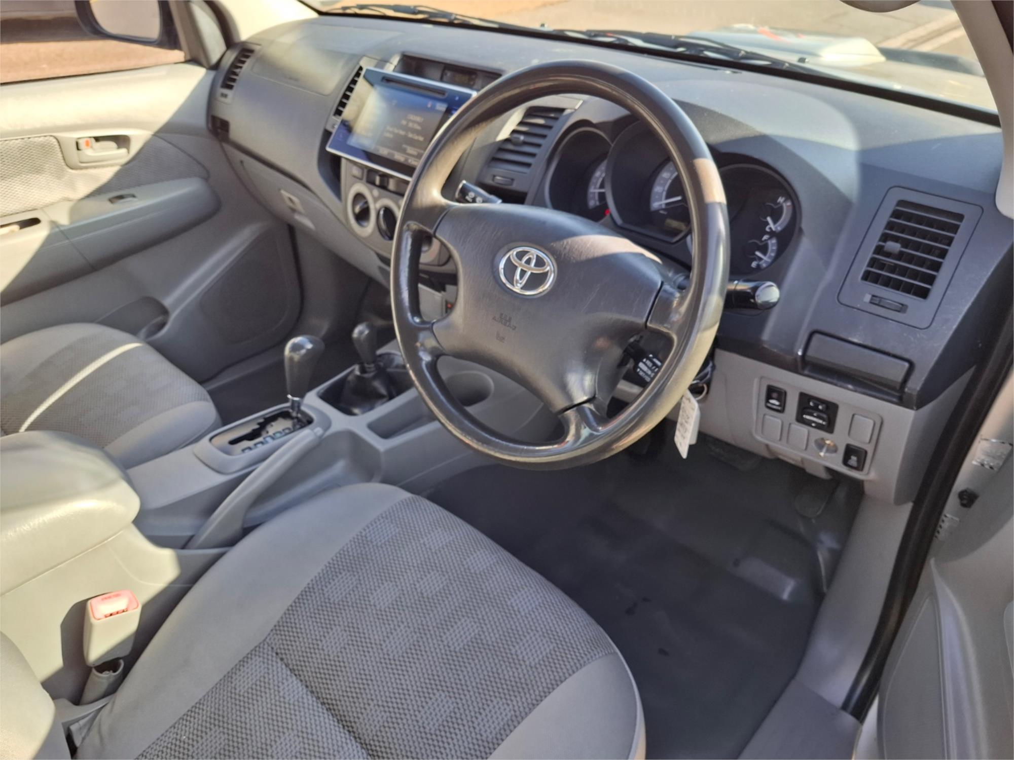 2007 TOYOTA HILUX KUN26R SR AUTOMATIC UTILITY