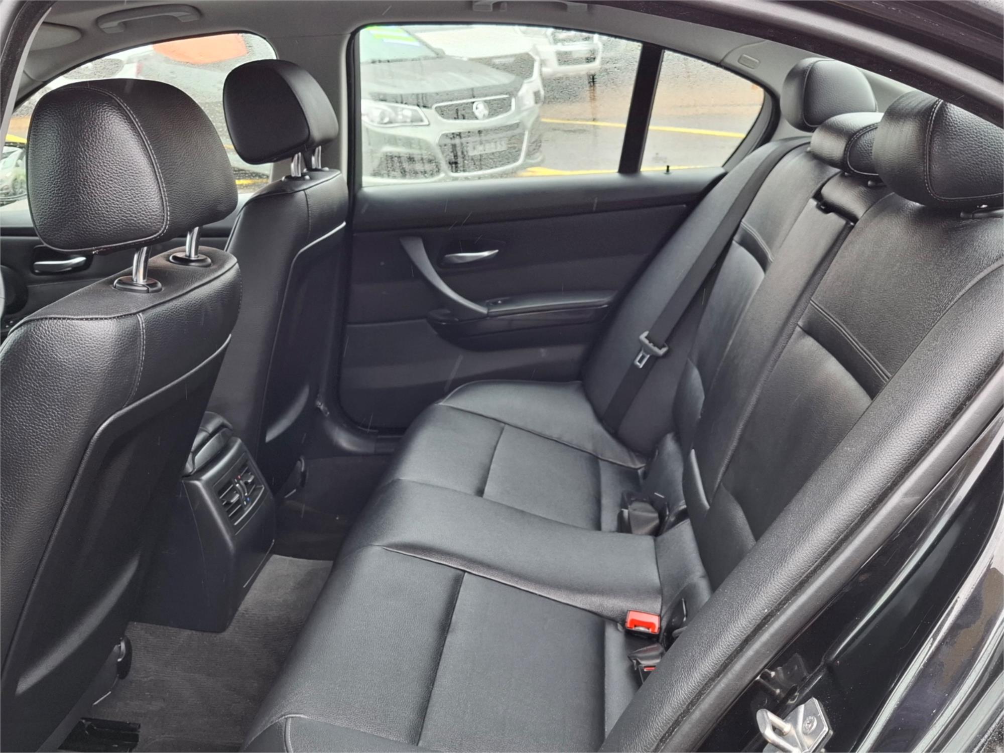 2009 BMW 3 E90 MY09 20i EXECUTIVE 6 SP AUTOMATIC STEPTRONIC 4D SEDAN