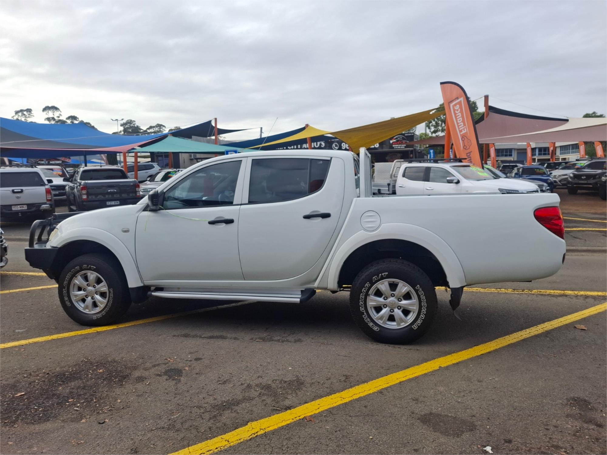 2015 MITSUBISHI TRITON MN MY15 GLX 5 SP MANUAL DOUBLE CAB UTILITY