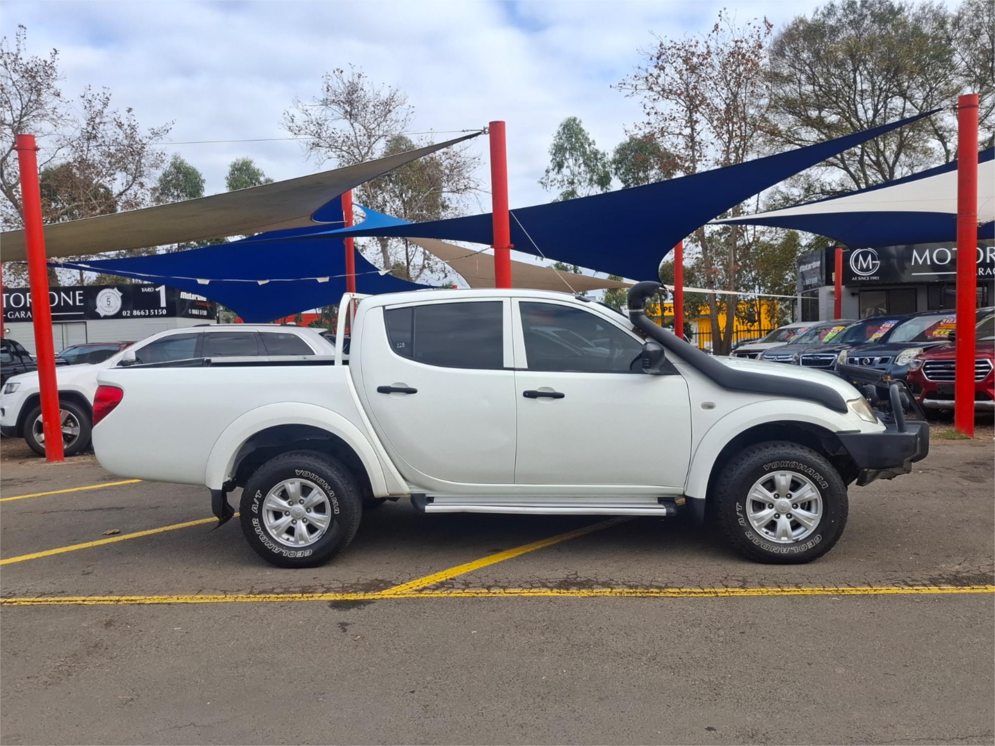 2015 MITSUBISHI TRITON MN MY15 GLX 5 SP MANUAL DOUBLE CAB UTILITY
