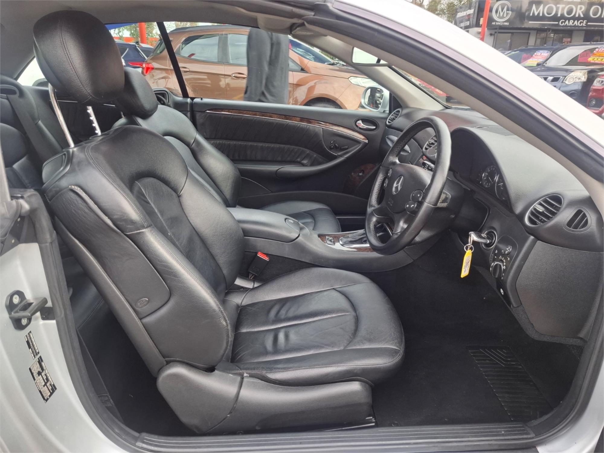 2006 MERCEDES-BENZ CLK350 209 MY06 AVANTGARDE 7 SP AUTOMATIC G-TRONIC 2D CABRIOLET