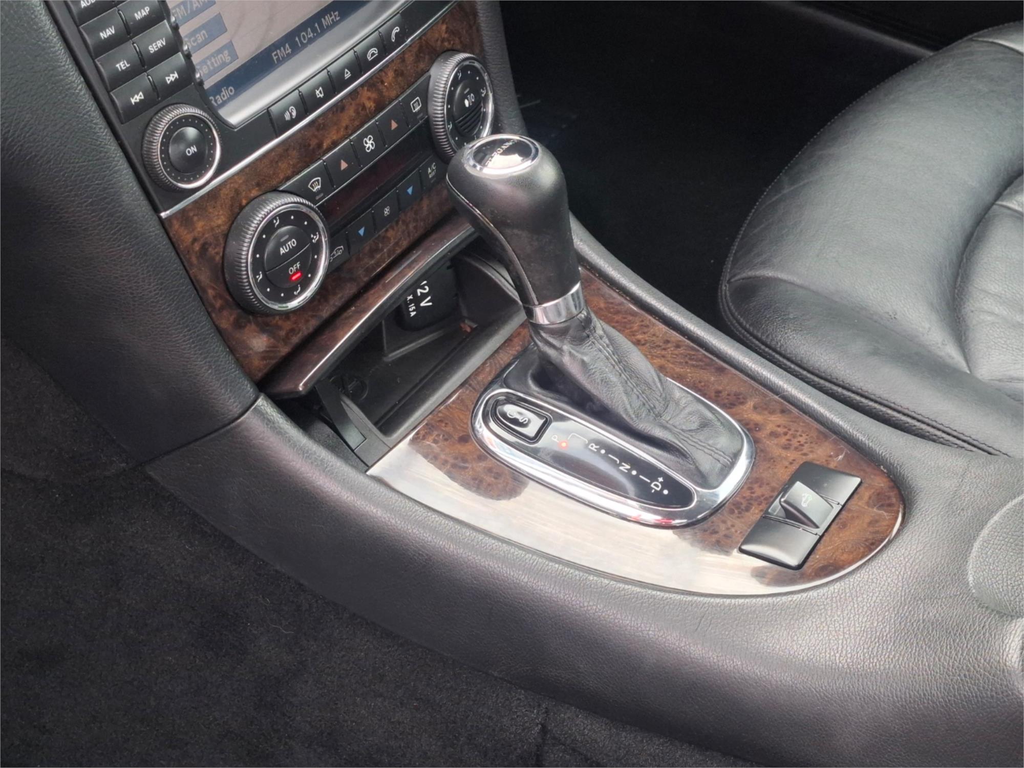 2006 MERCEDES-BENZ CLK350 209 MY06 AVANTGARDE 7 SP AUTOMATIC G-TRONIC 2D CABRIOLET