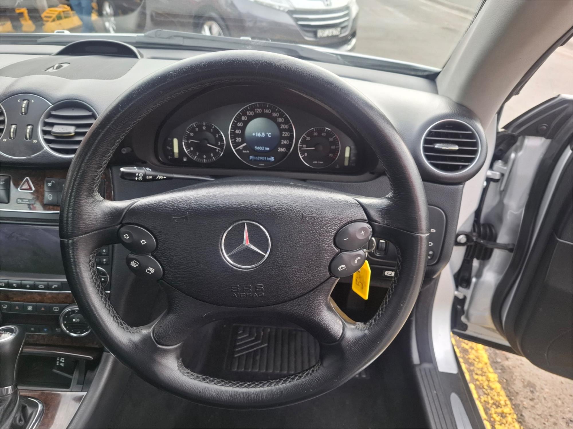 2006 MERCEDES-BENZ CLK350 209 MY06 AVANTGARDE 7 SP AUTOMATIC G-TRONIC 2D CABRIOLET