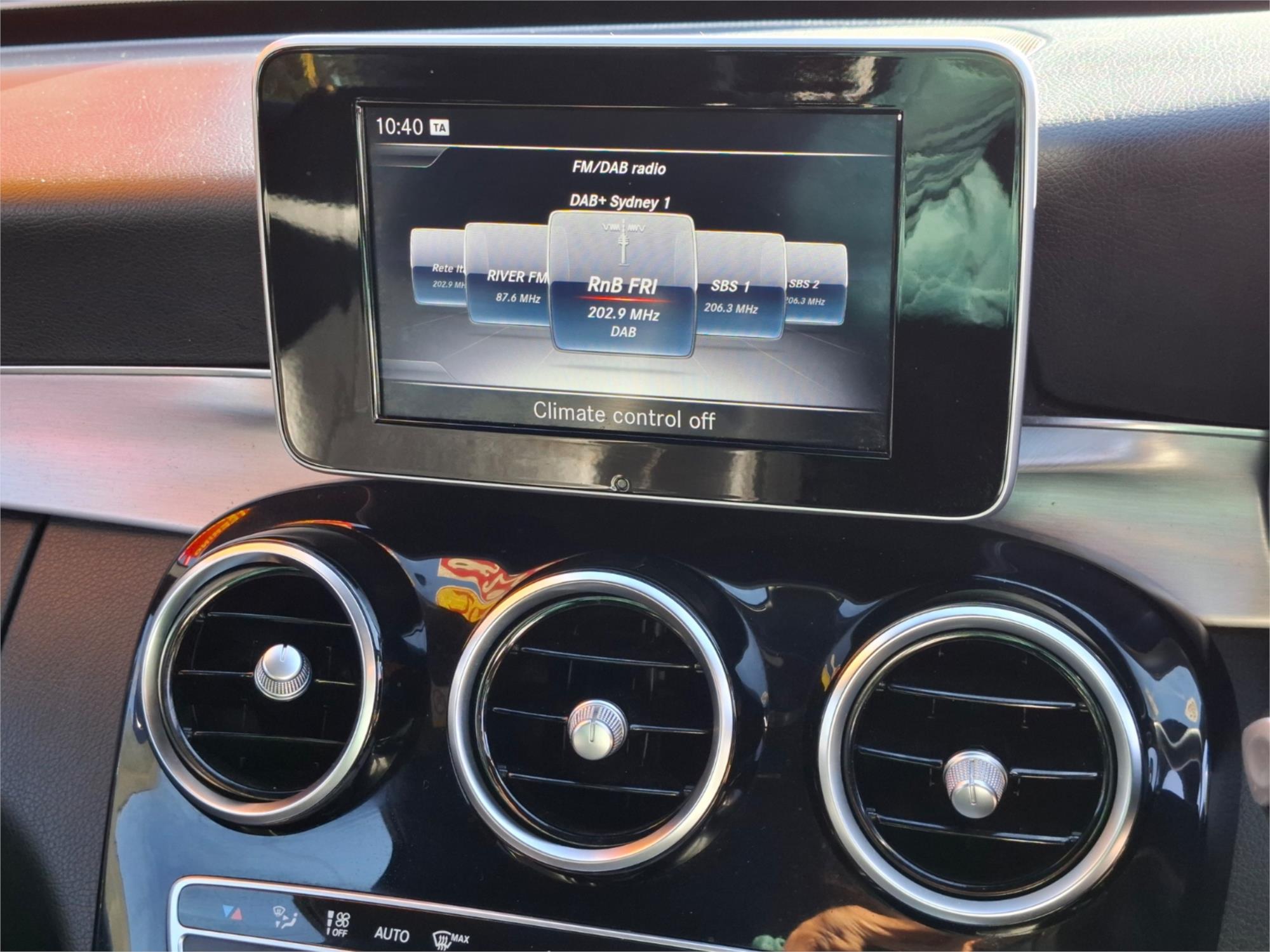 2017 MERCEDES-BENZ C220 205 MY17.5 D 9 SP AUTOMATIC G-TRONIC 4D SEDAN