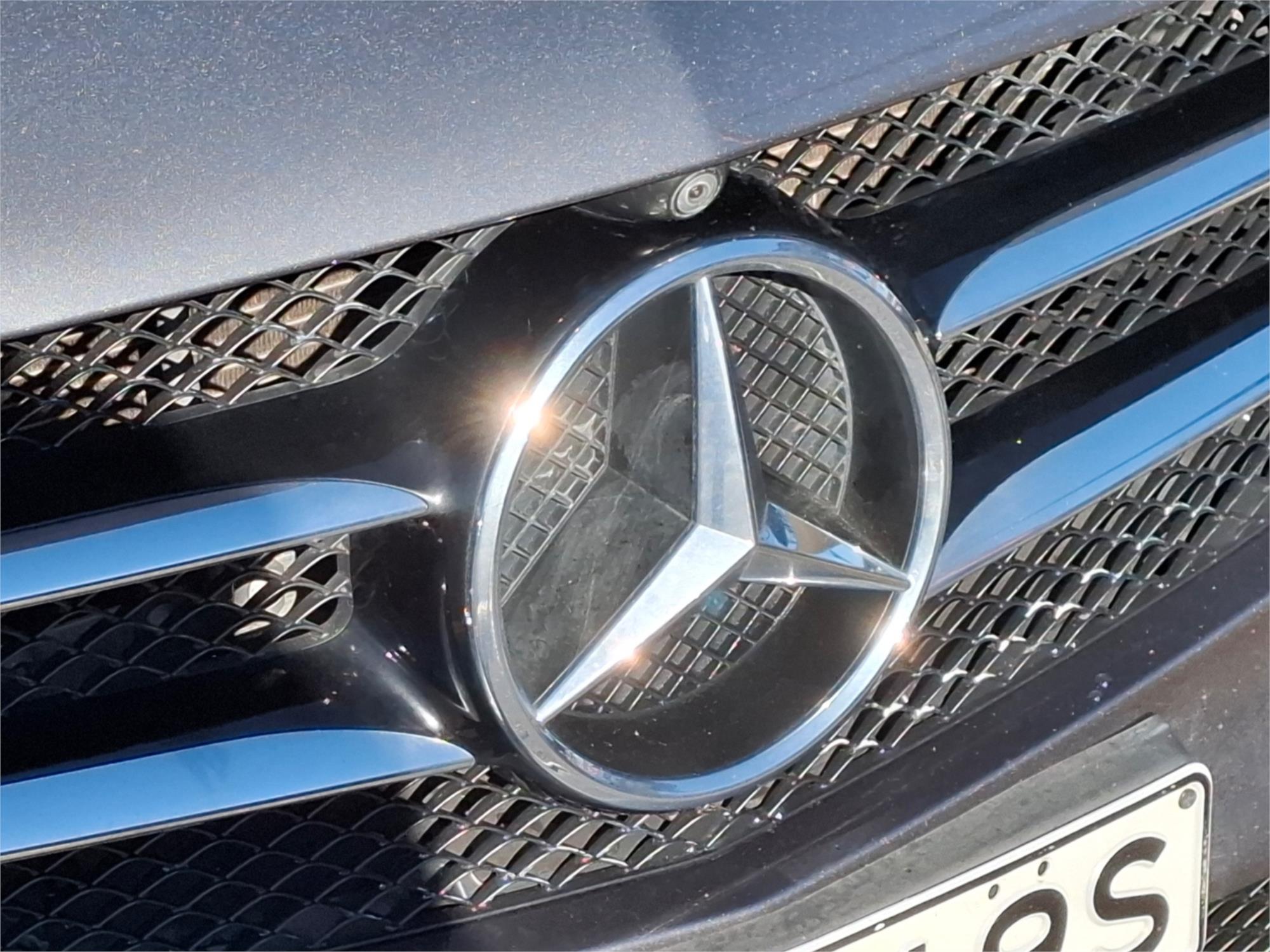 2017 MERCEDES-BENZ C220 205 MY17.5 D 9 SP AUTOMATIC G-TRONIC 4D SEDAN
