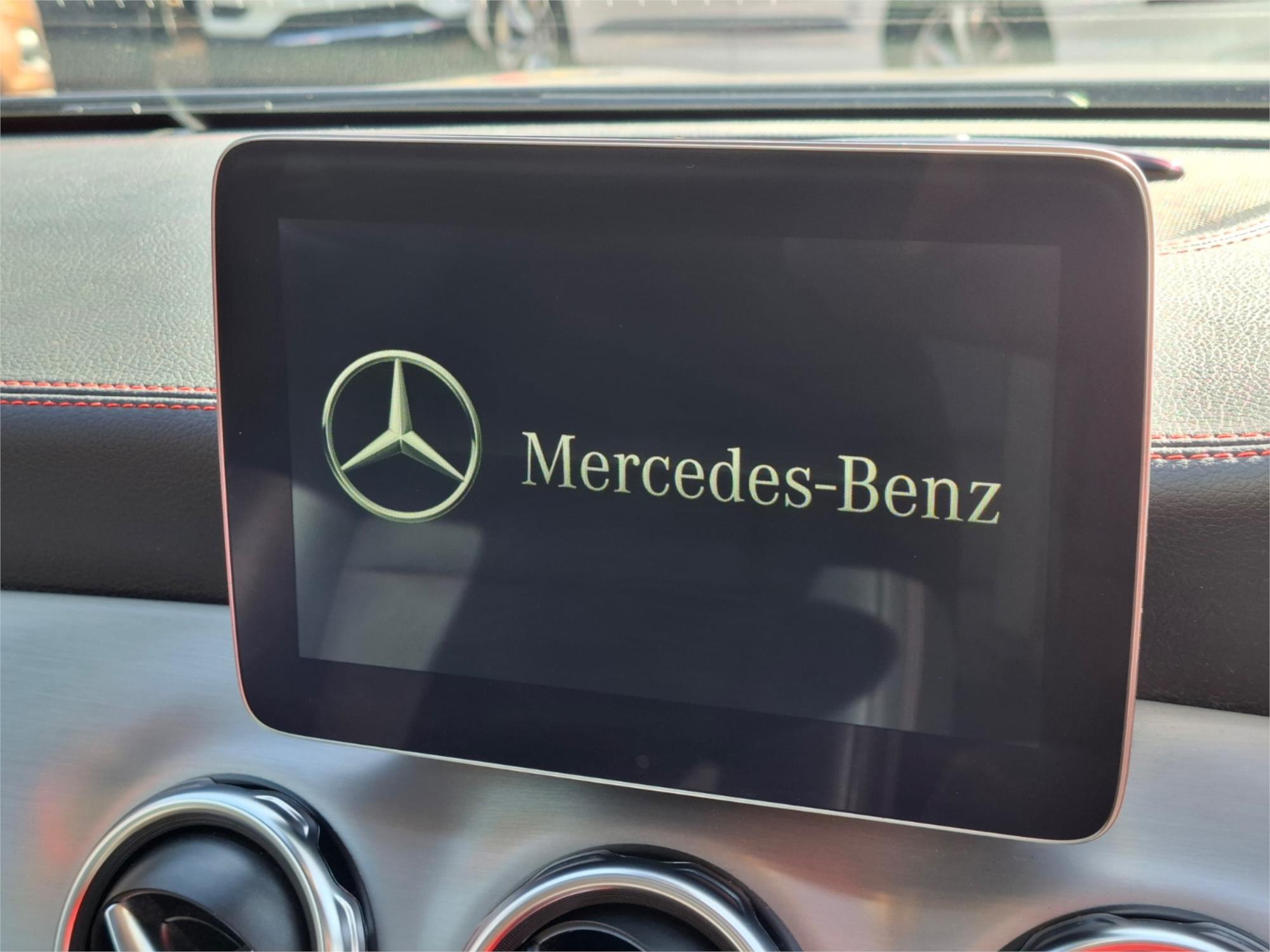 2017 MERCEDES-BENZ GLA X156 MY17 220 d 7 SP AUTO DUAL CLUTCH 4D WAGON