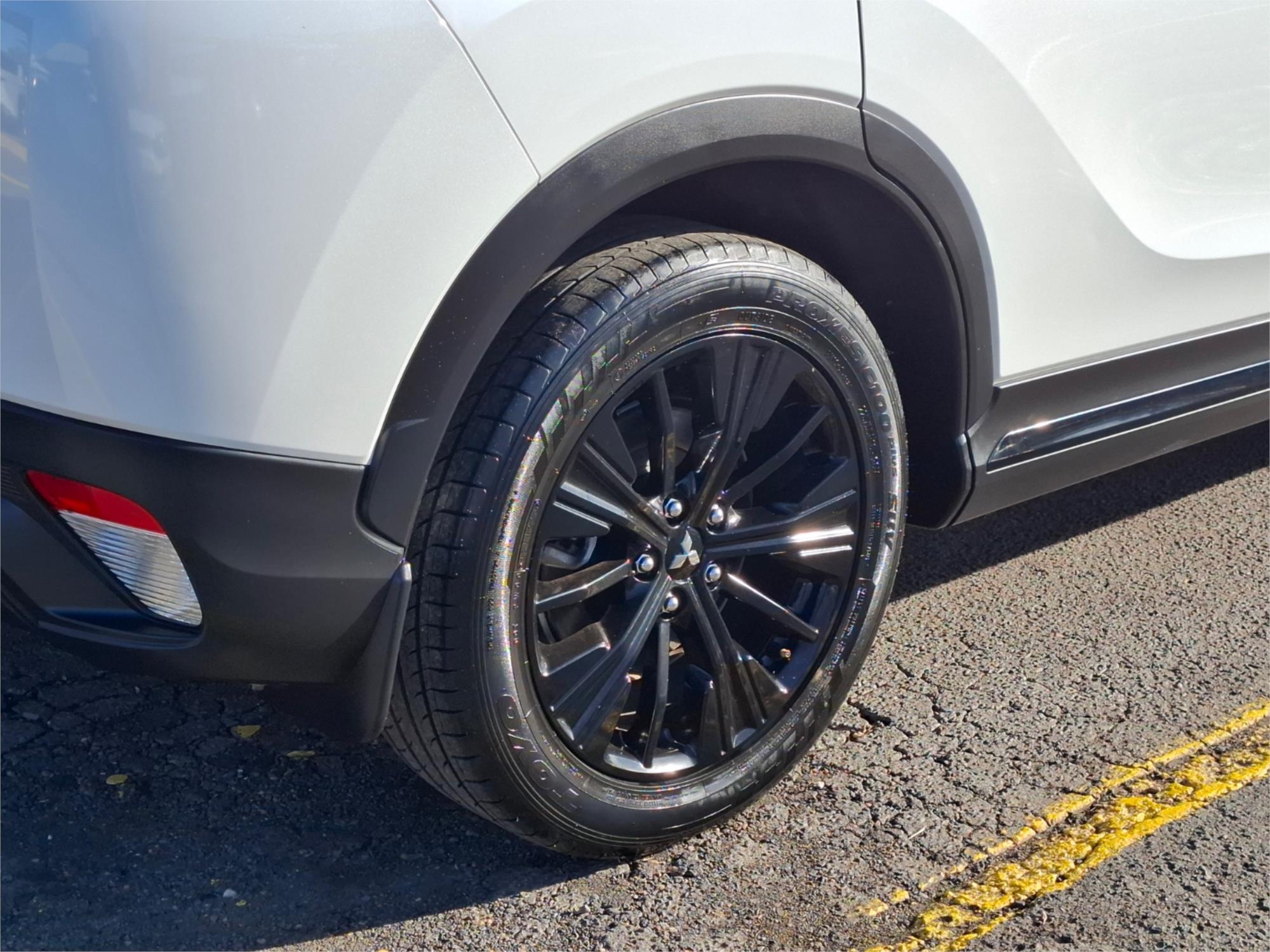 2020 MITSUBISHI ECLIPSE CROSS YA MY20 BLACK EDITION (2WD) CONTINUOUS VARIABLE 4D WAGON