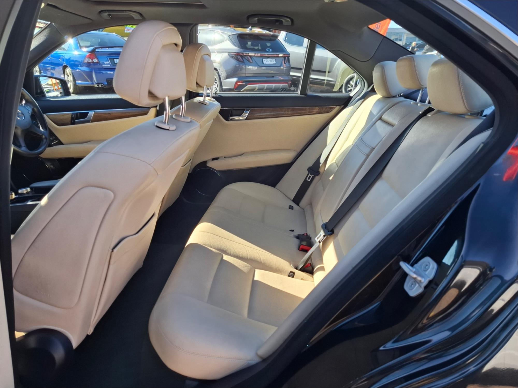 2010 MERCEDES-BENZ C250 W204 MY10 CGI AVANTGARDE 5 SP AUTOMATIC TIPSHIFT 4D SEDAN