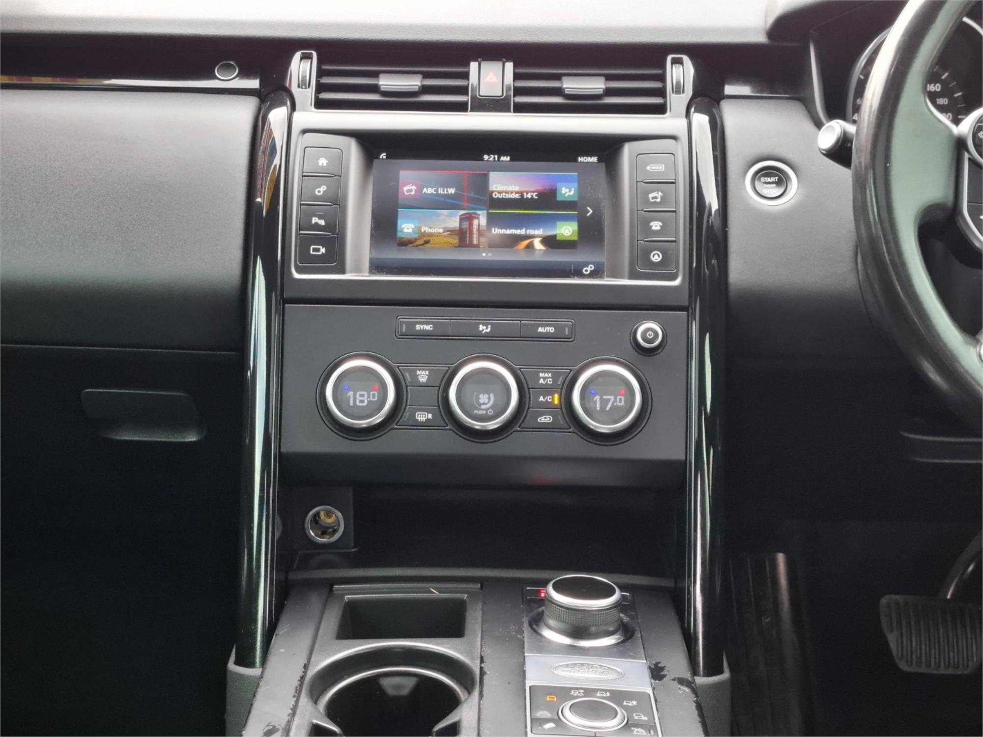 2017 LAND ROVER DISCOVERY MY17 SD4 SE 8 SP AUTOMATIC 4D WAGON