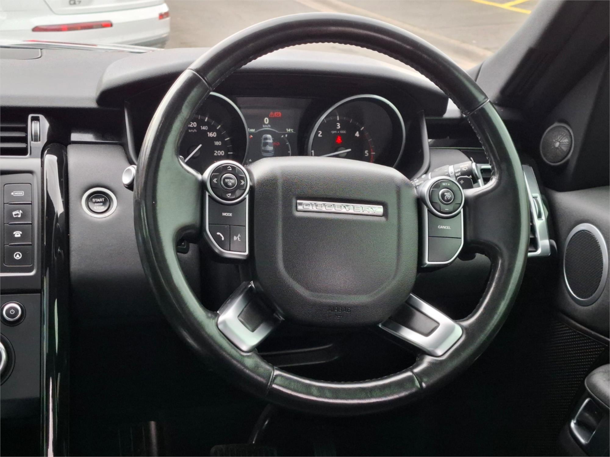 2017 LAND ROVER DISCOVERY MY17 SD4 SE 8 SP AUTOMATIC 4D WAGON