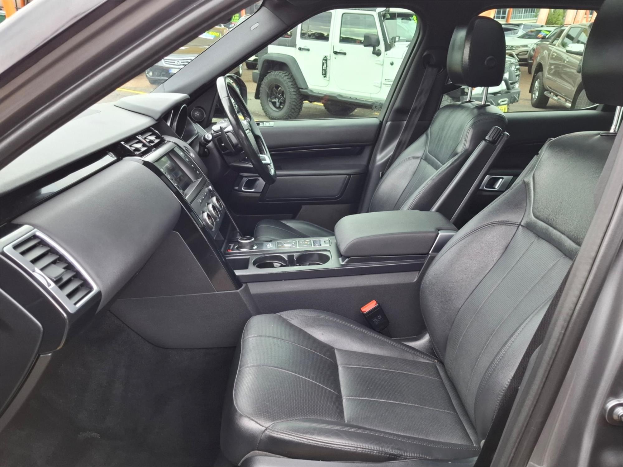 2017 LAND ROVER DISCOVERY MY17 SD4 SE 8 SP AUTOMATIC 4D WAGON