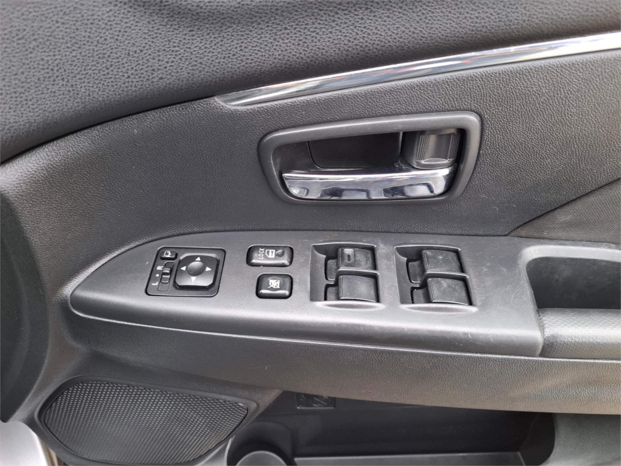 2017 MITSUBISHI ASX XC MY17 LS (2WD) CONTINUOUS VARIABLE 4D WAGON